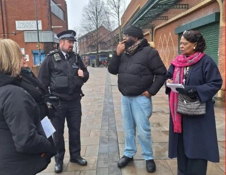 More police officers found in Mitcham Town Centre
