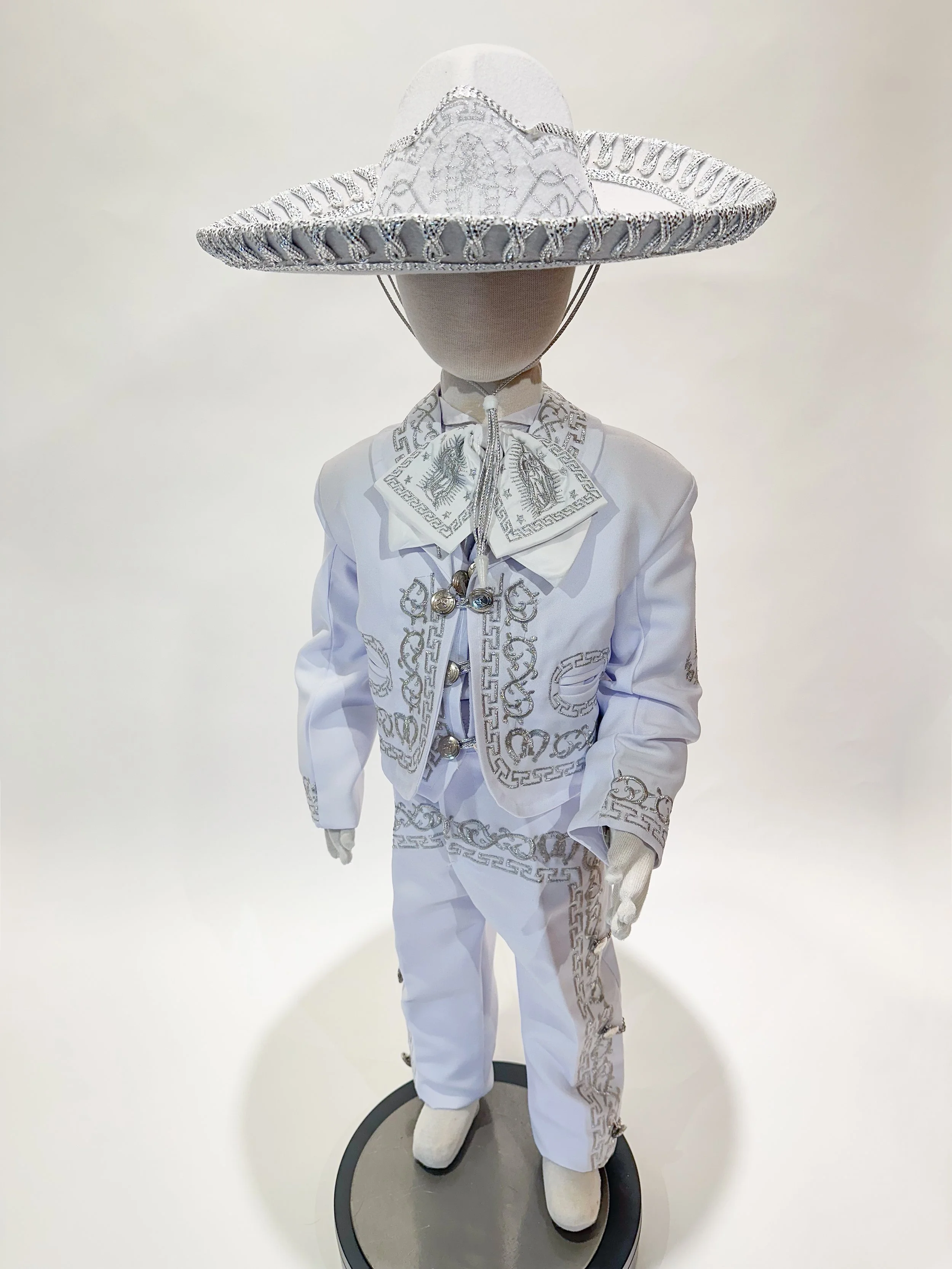sew-true-trajes-bautizo-blanco-charro.jpg