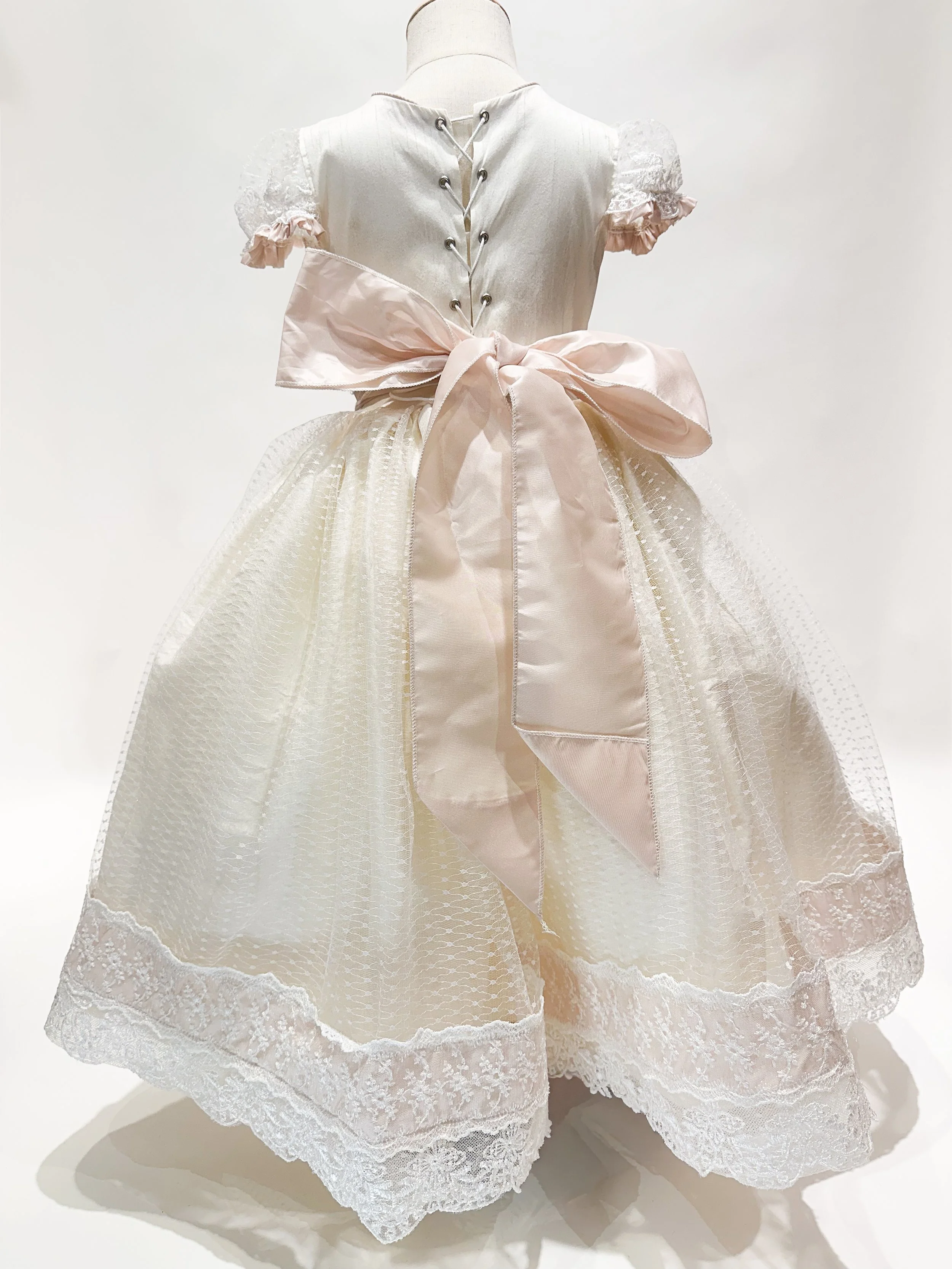 sew-true-vestido-bautizo-ivory-v177-back.jpg