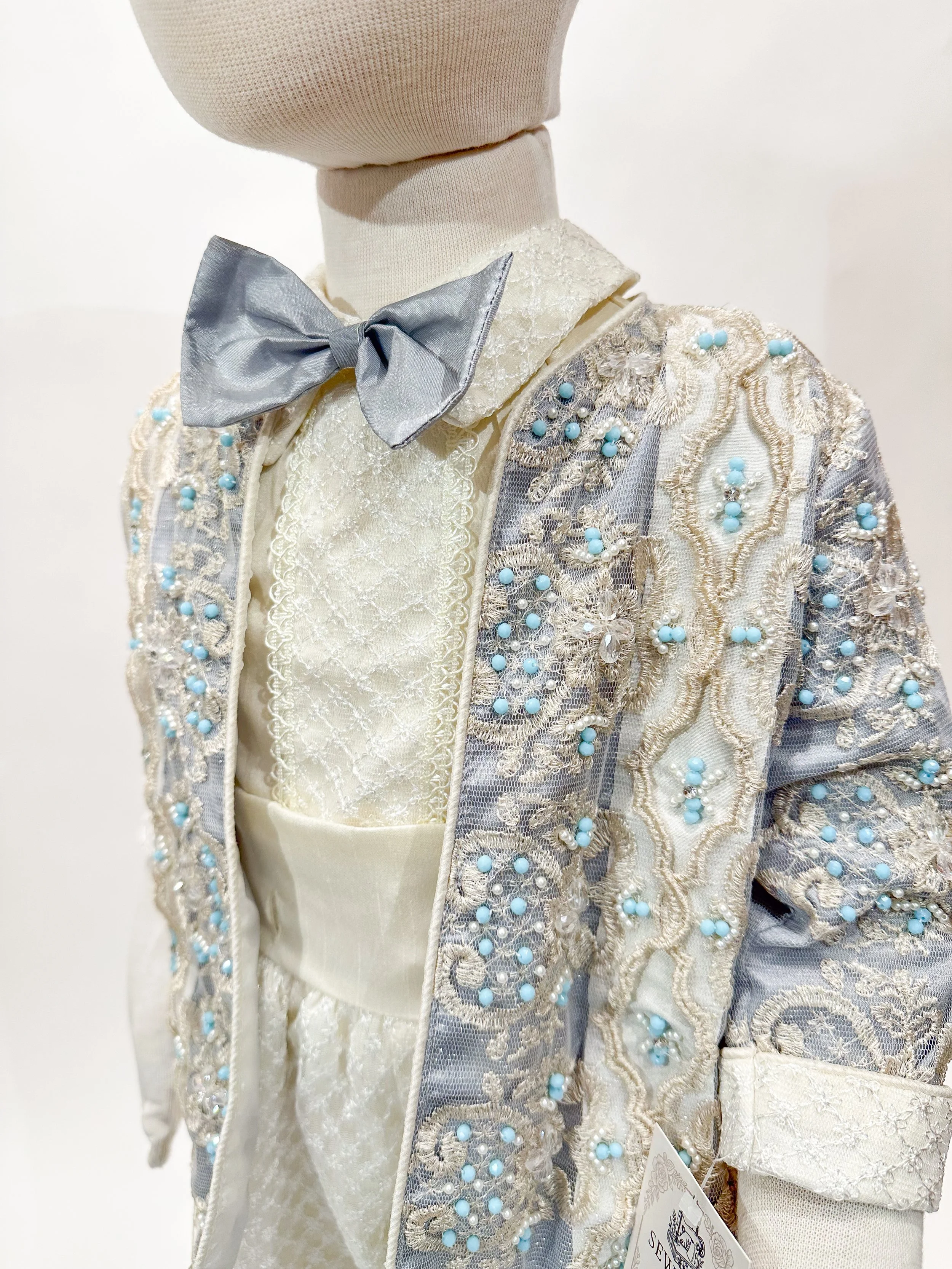 sew-true-trajes-bautizo-ivory-azul-DBR-2.jpg