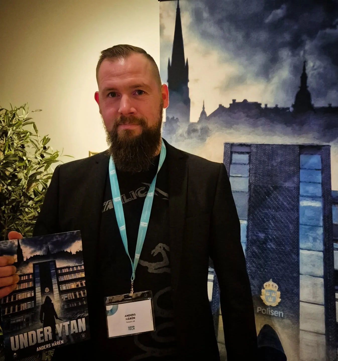 Idag befinner jag mig p&aring; @goodtechconference f&ouml;r att lyssna p&aring; intressanta f&ouml;rel&auml;sningar och s&auml;lja deckare.
