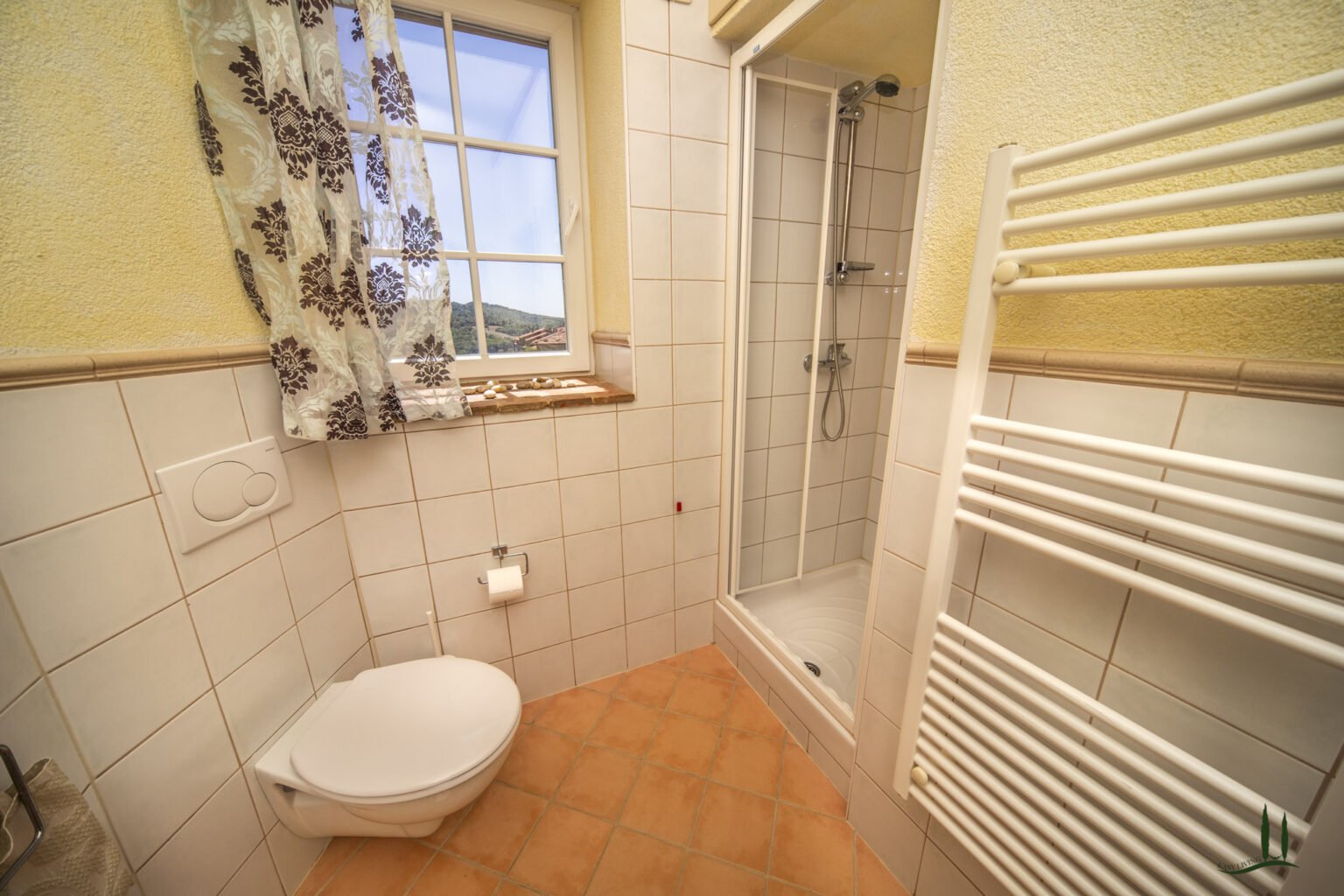 Ferroni-16-1536x1024-2.jpg