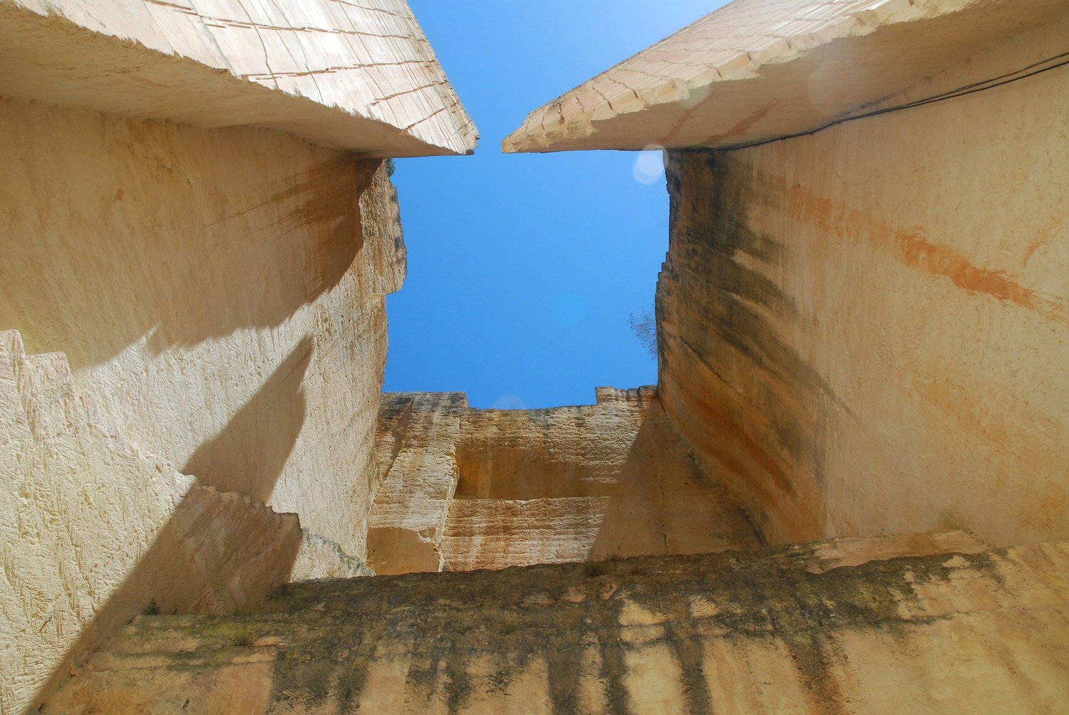 Natural stone building image