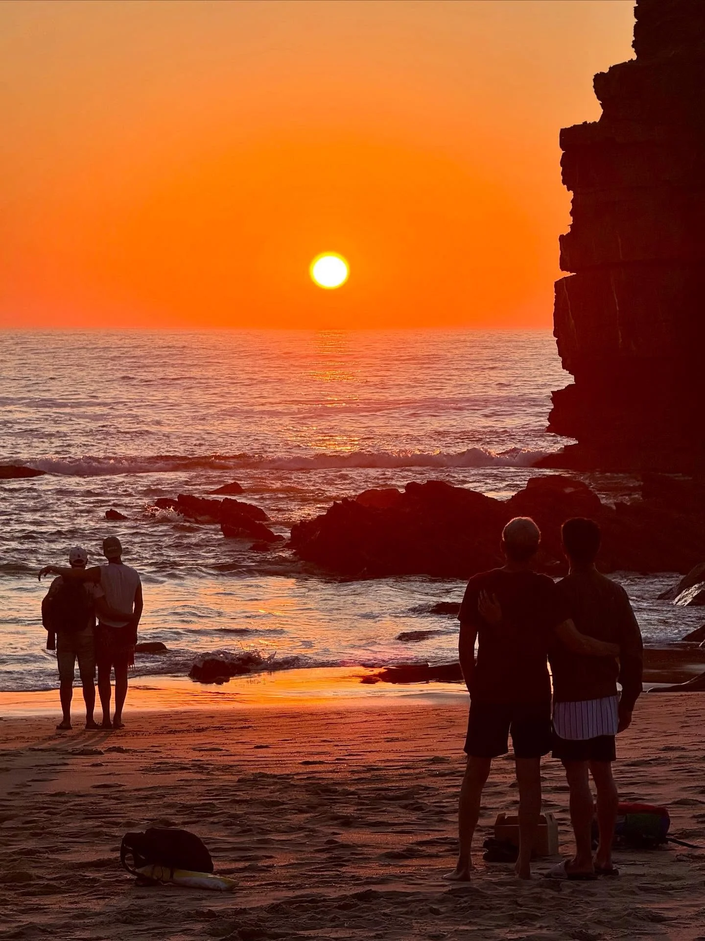 Sun sets on first Portugal retreat with a wonderful group 🥰