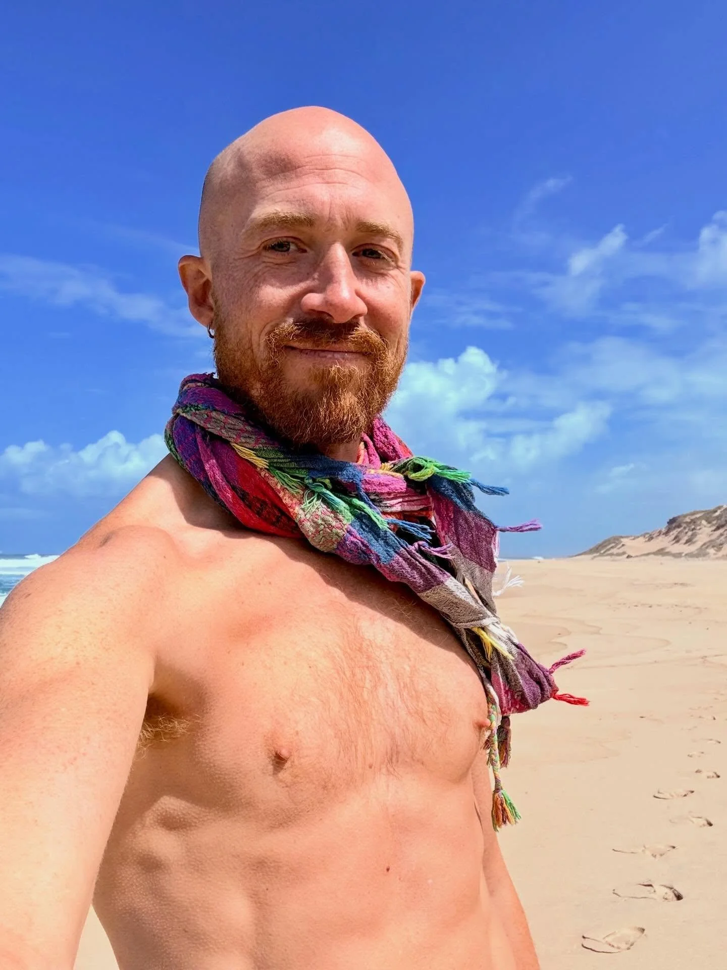 Ok one more swim before the airport 🌈🪩🔥🧚