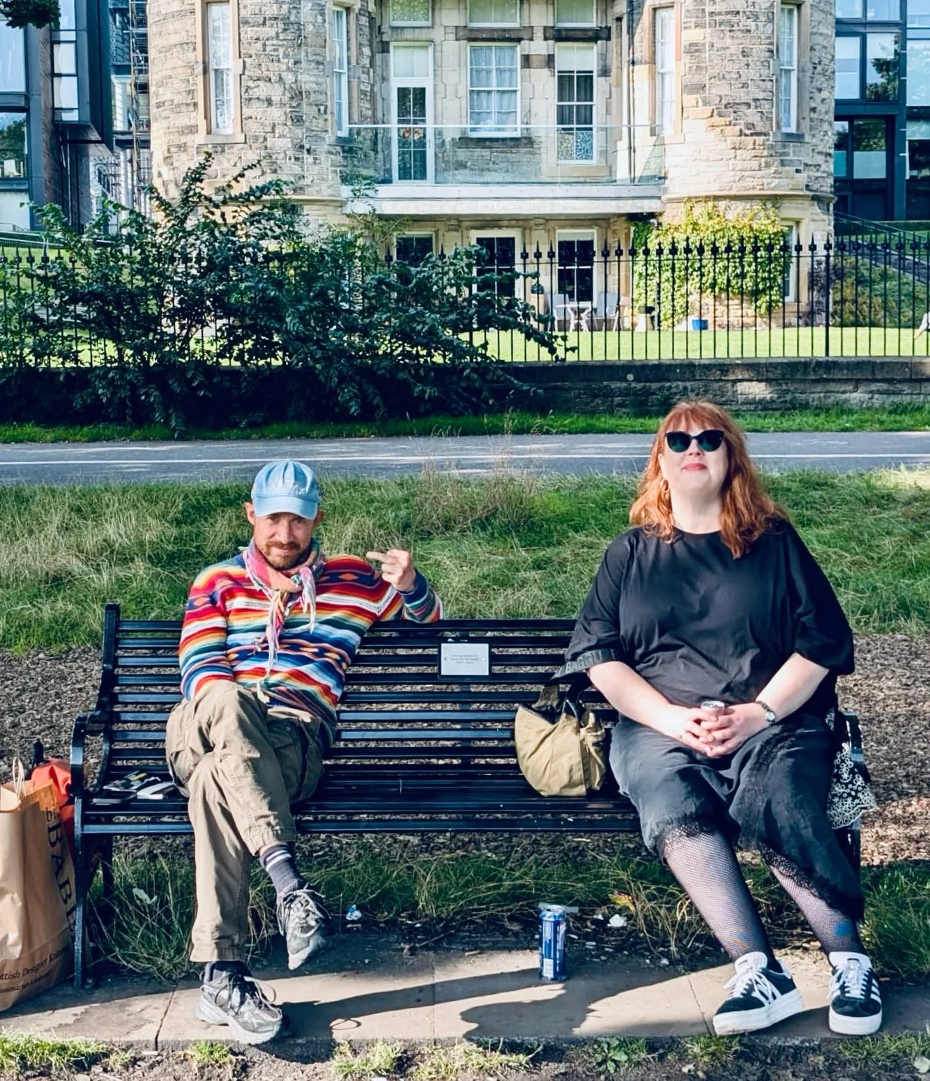 Fringe pause. @lizbyrnecomedy