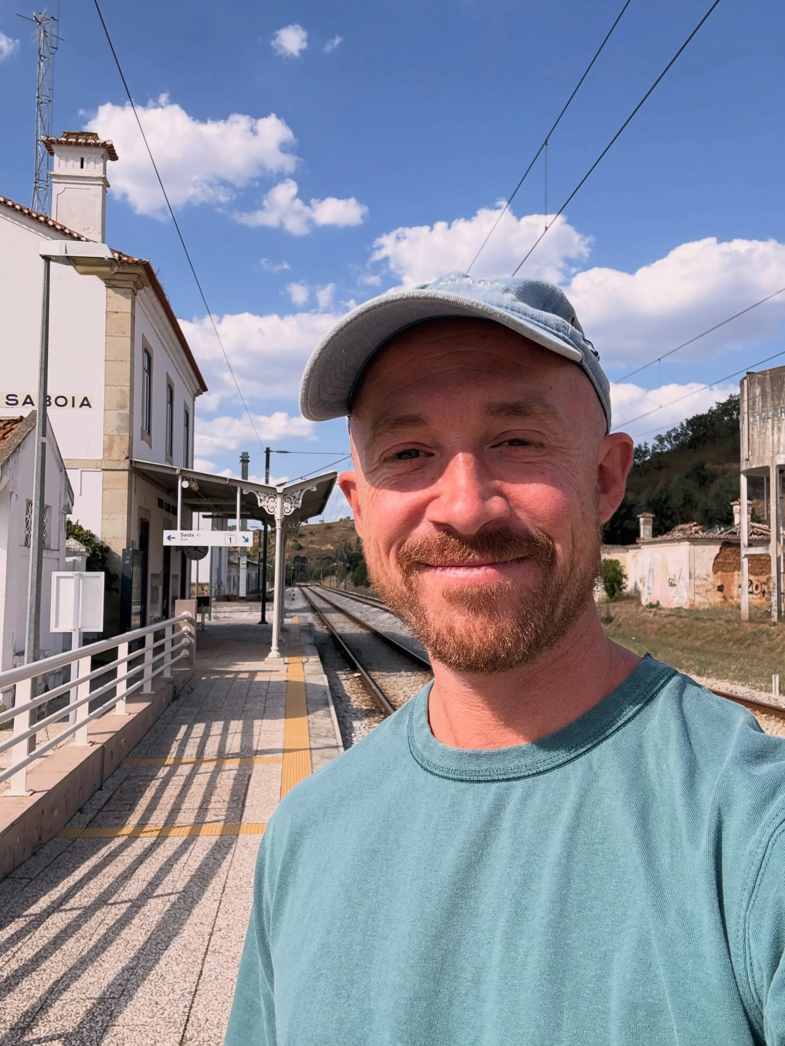 Waiting for first group to arrive!

The three end of season retreats are now officially sold out with waiting lists.

These 2 in Portugal and also Call of the Wild Cornwall in October is now full.

So looking forward to next few weeks. Love this time