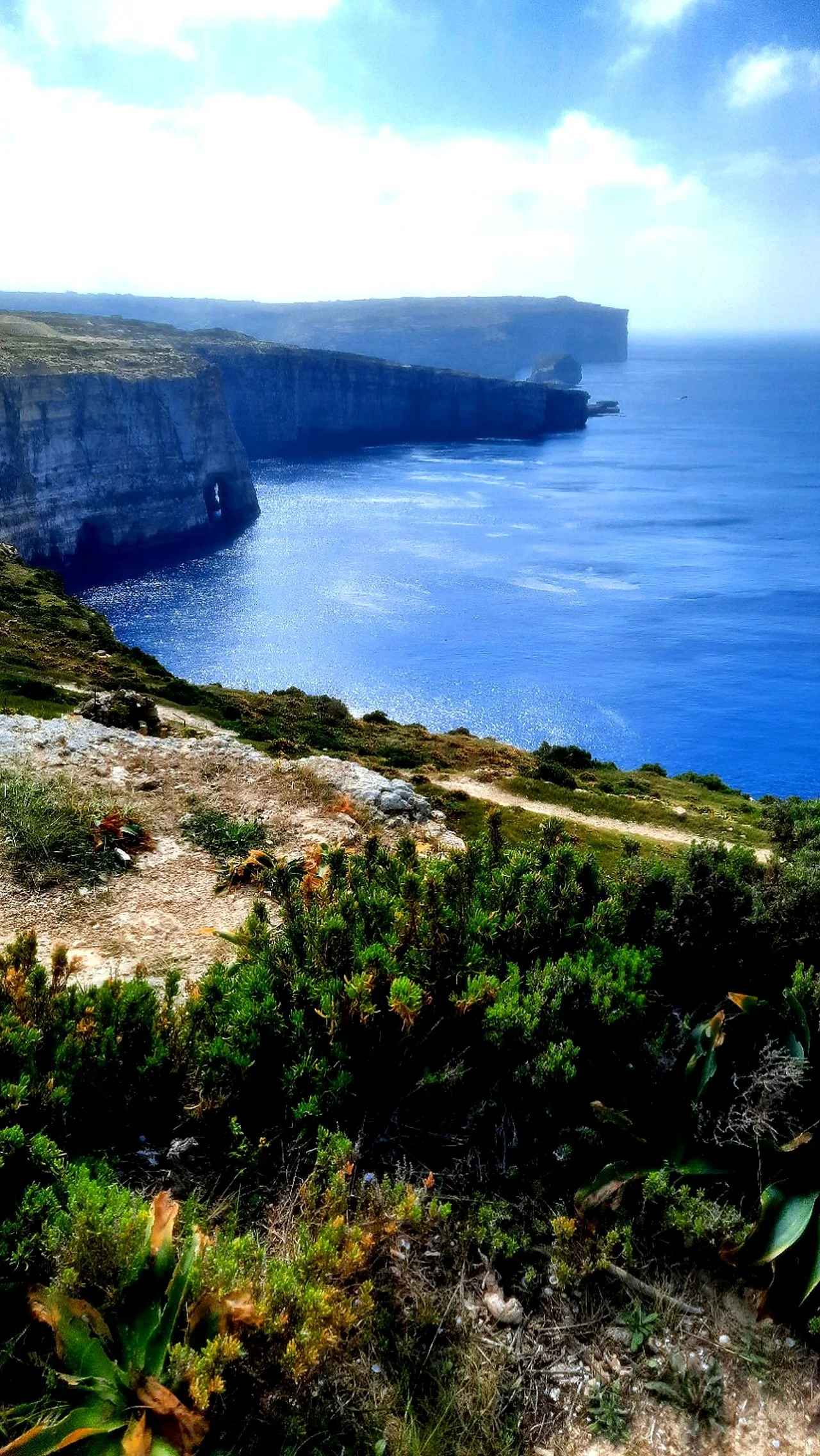 Cliffs Dwejra Gozo.jpg