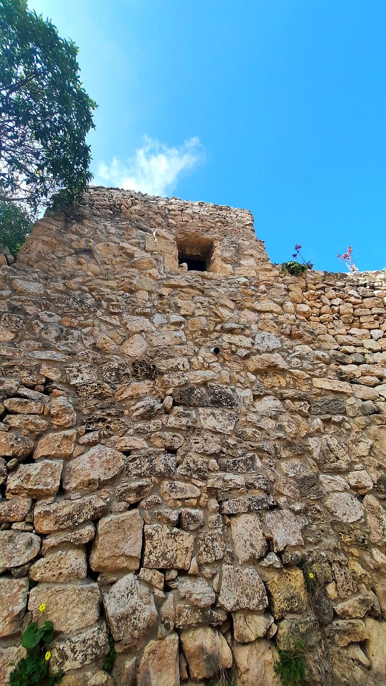 Room Gozo Malta.jpg