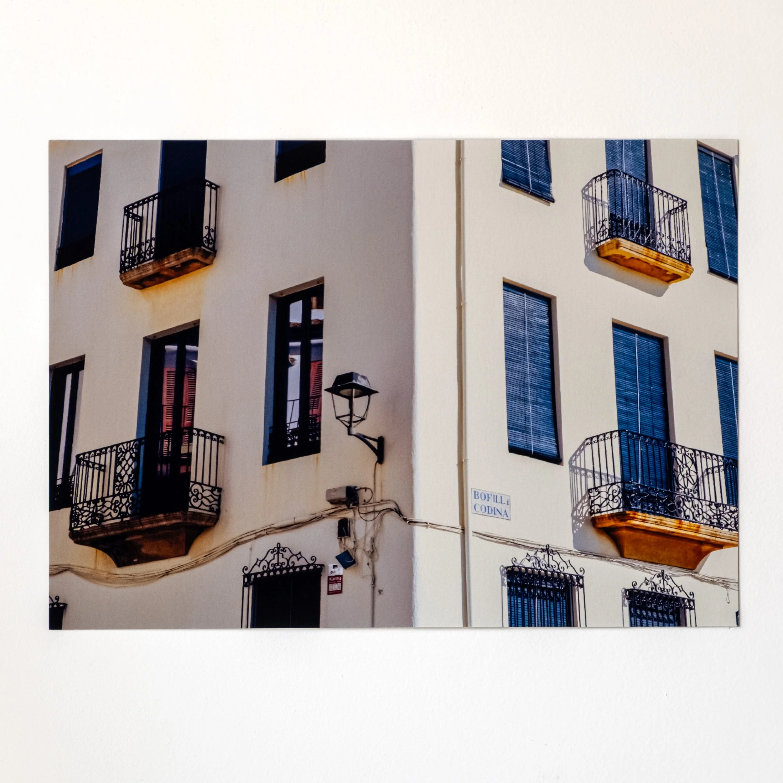 Blanc i blau . | A4 ART PRINT