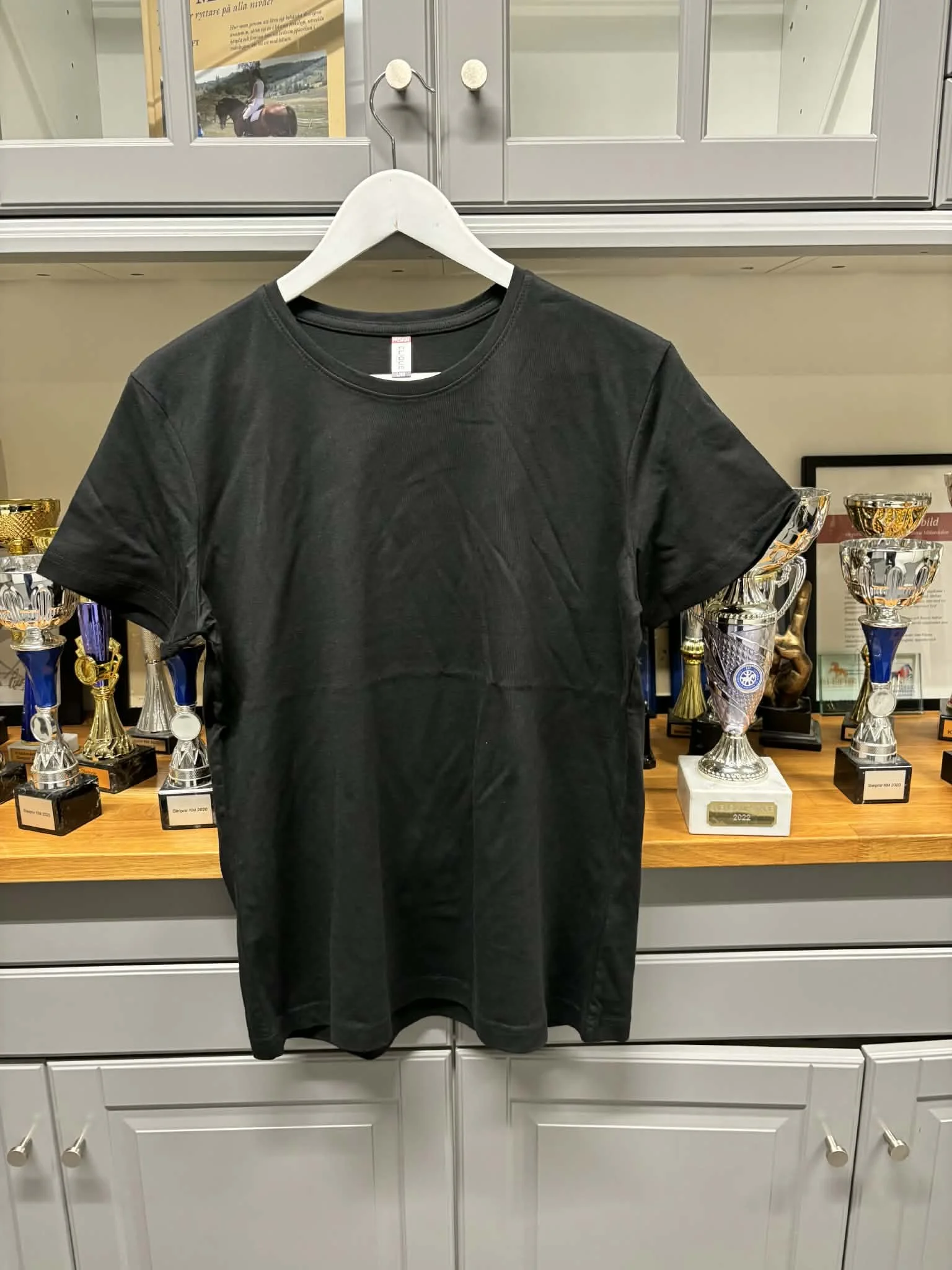 tshirt fram.jpg