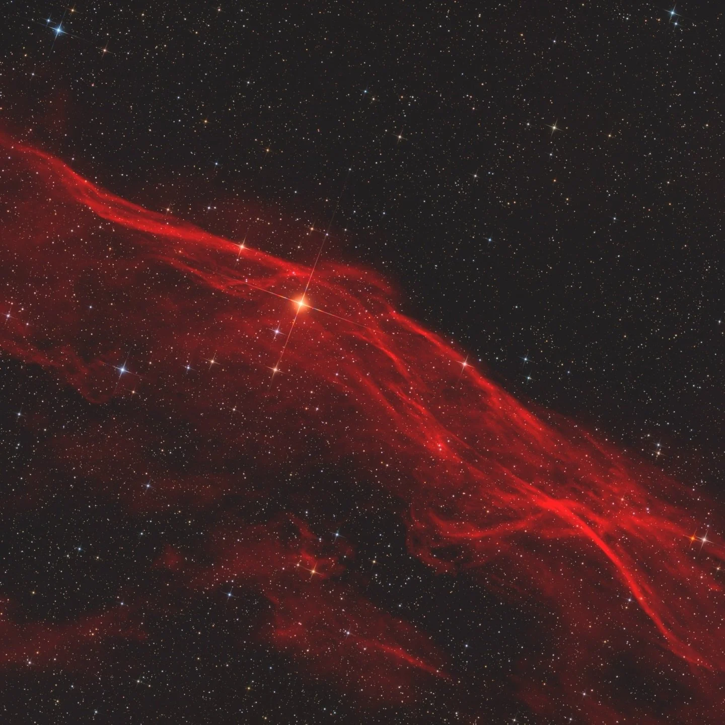 Image by @dc_astrophotography
OMICRON CYGNI NEBULA - CYGNUS WAVES/LBN 331
(HaRGB)

Set nearby many, arguably more dramatic, objects within the constellation of Cygnus, the Cygnus Waves show off their delicate strands of hydrogen near the bright star 