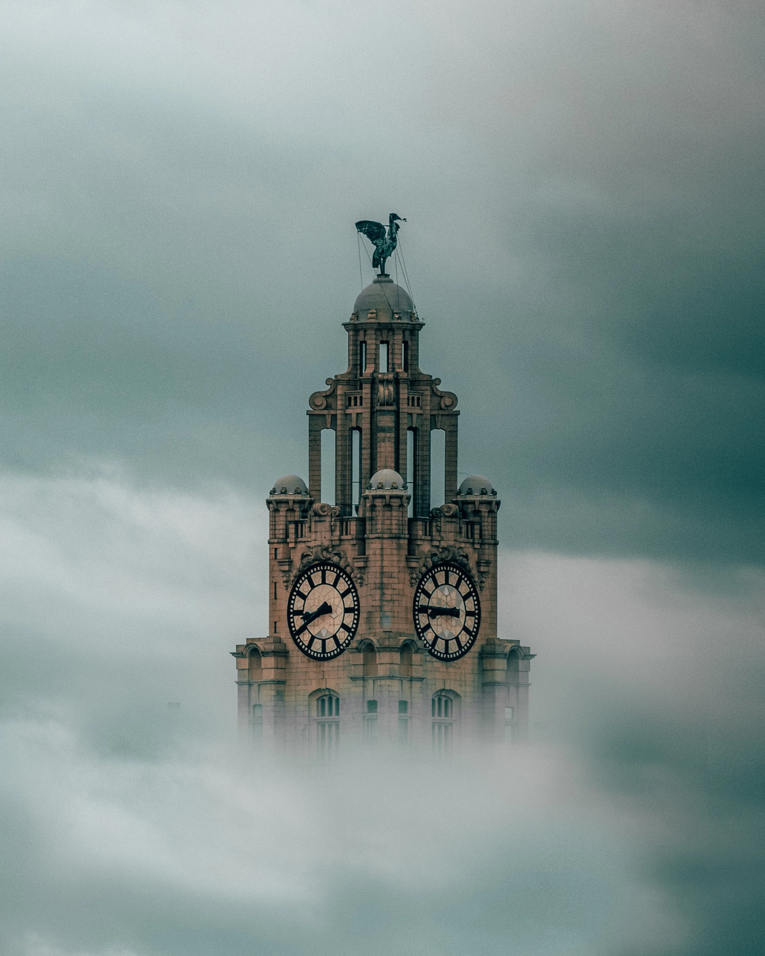 A photo of Liverpool's Liverbuilding in the clouds