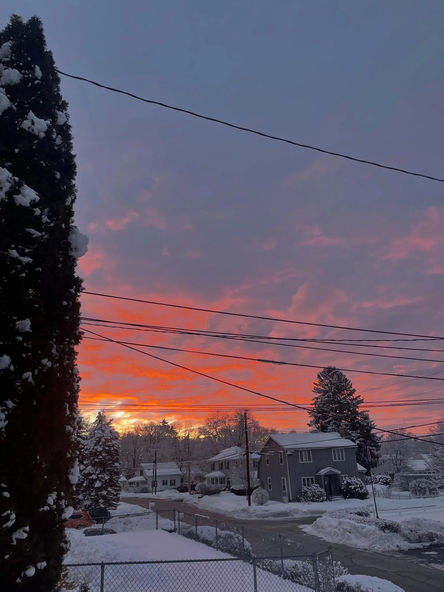 Run 22 , fantastic and speedy way to start vacation and before more ❄️ comes. This week runs 19,20, and 21 were on the treadmill&hellip;

#runinnh #nashuanh #artistrunner #nh #schoolvacation