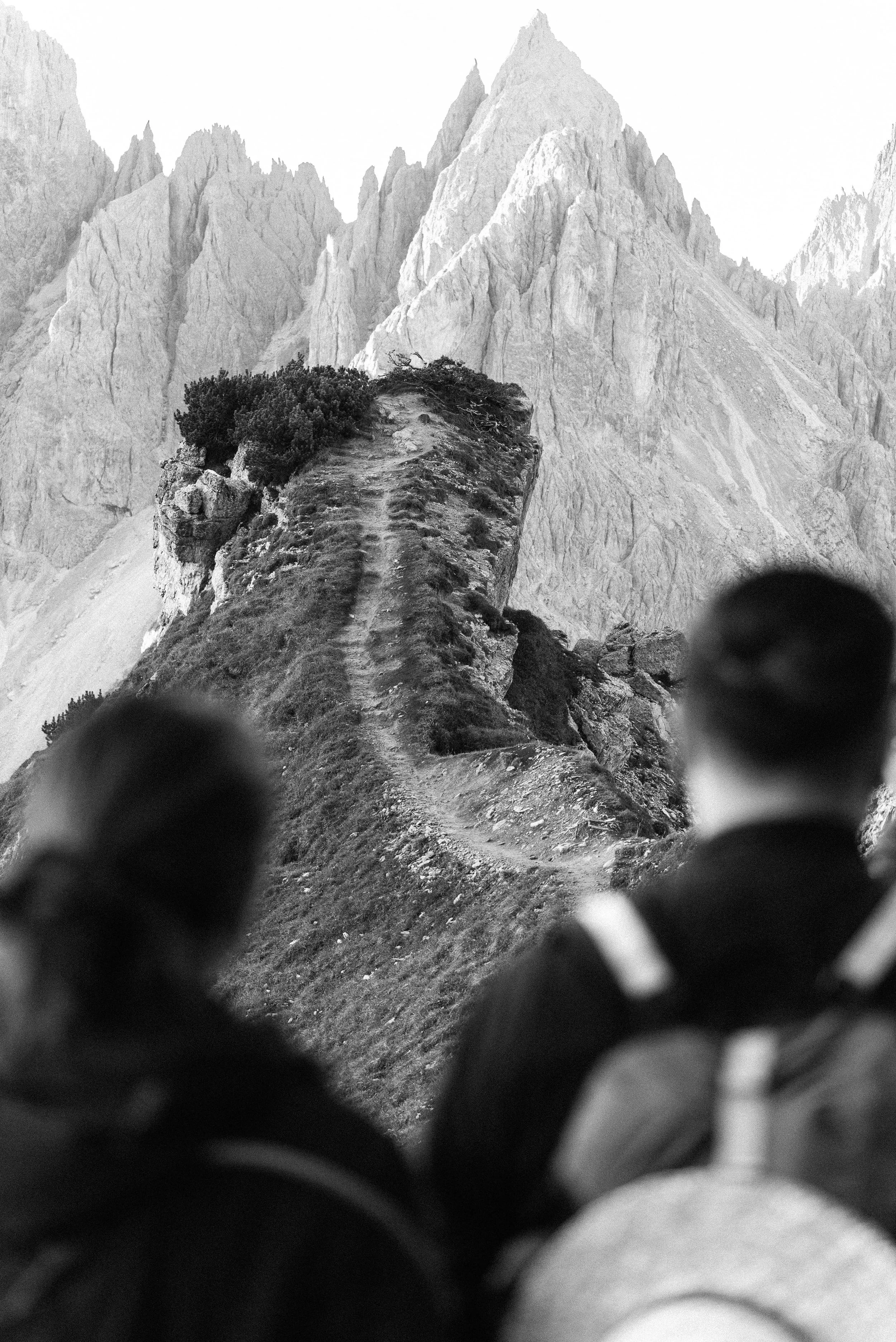 cadini-di-misurina-hiking-trail-viewpoint.jpg
