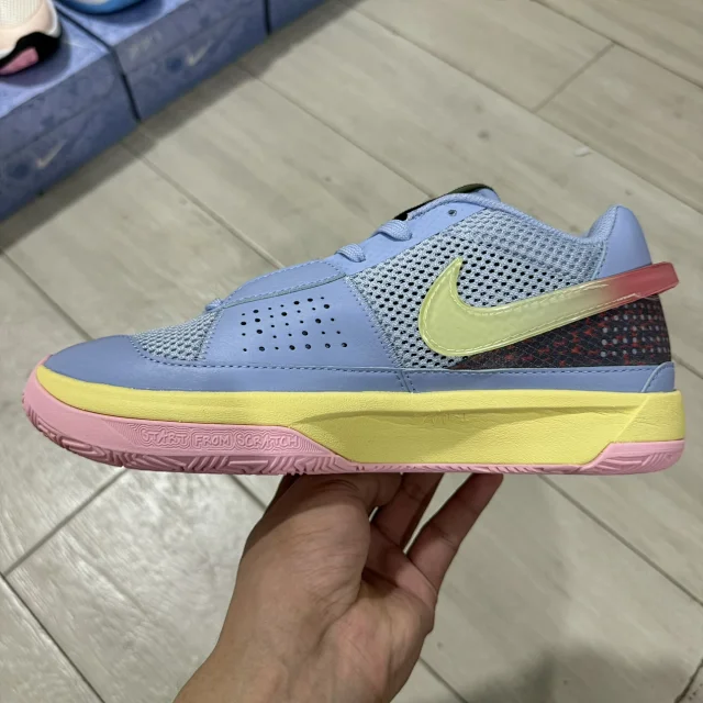 kobe 3 protro03.jpg