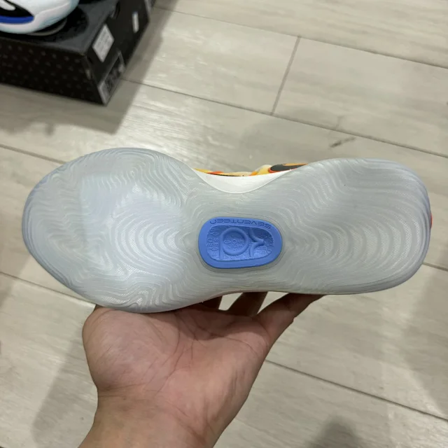 KD 1748.jpg