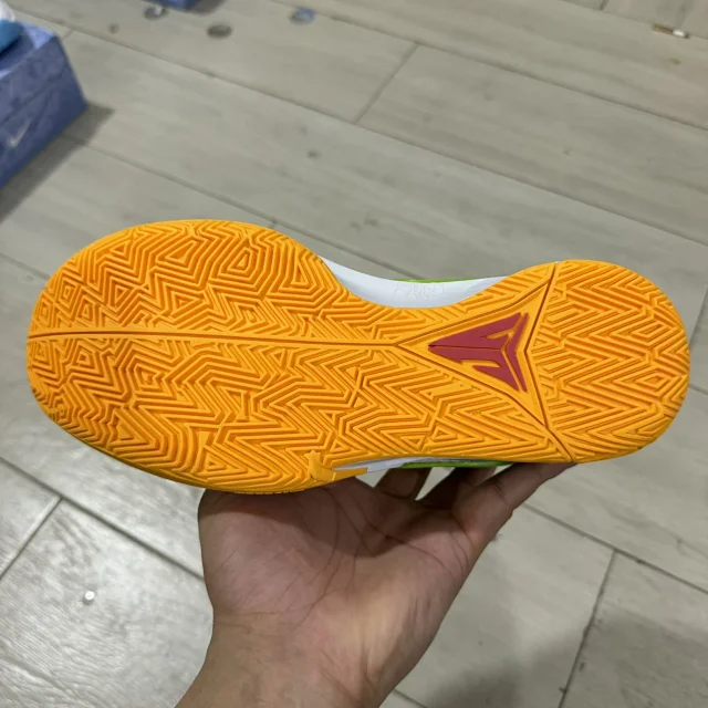 kobe 3 protro20.jpg