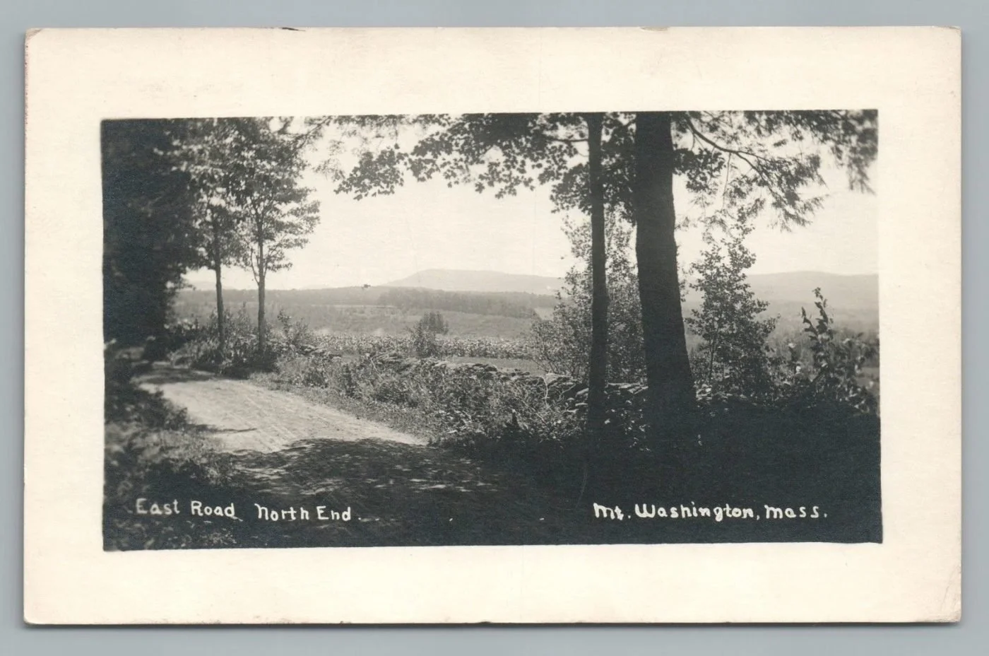 East Road, North End, Mt. Washington, MA - Postcard