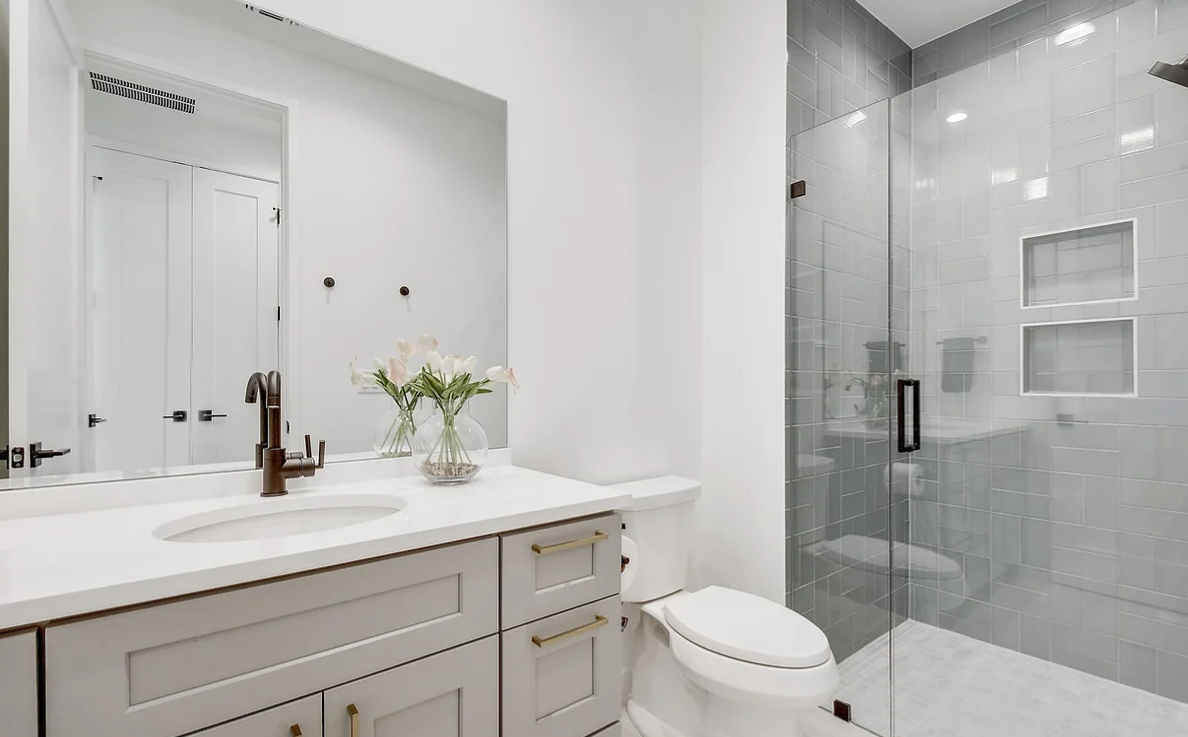 perez front unit 7.PNG