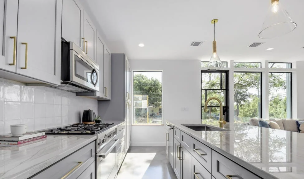 perez front unit 2.PNG