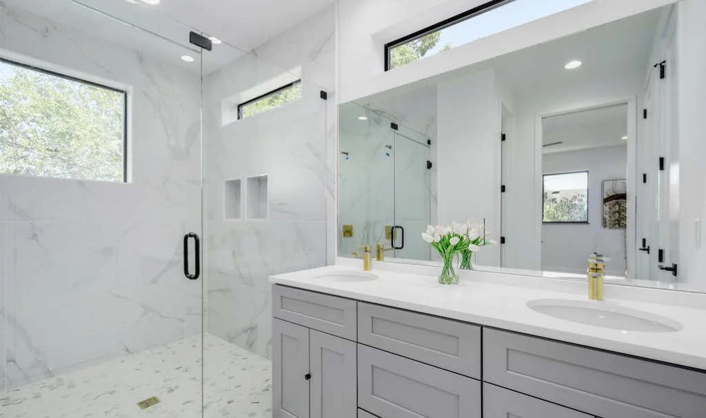 perez front unit 4.PNG