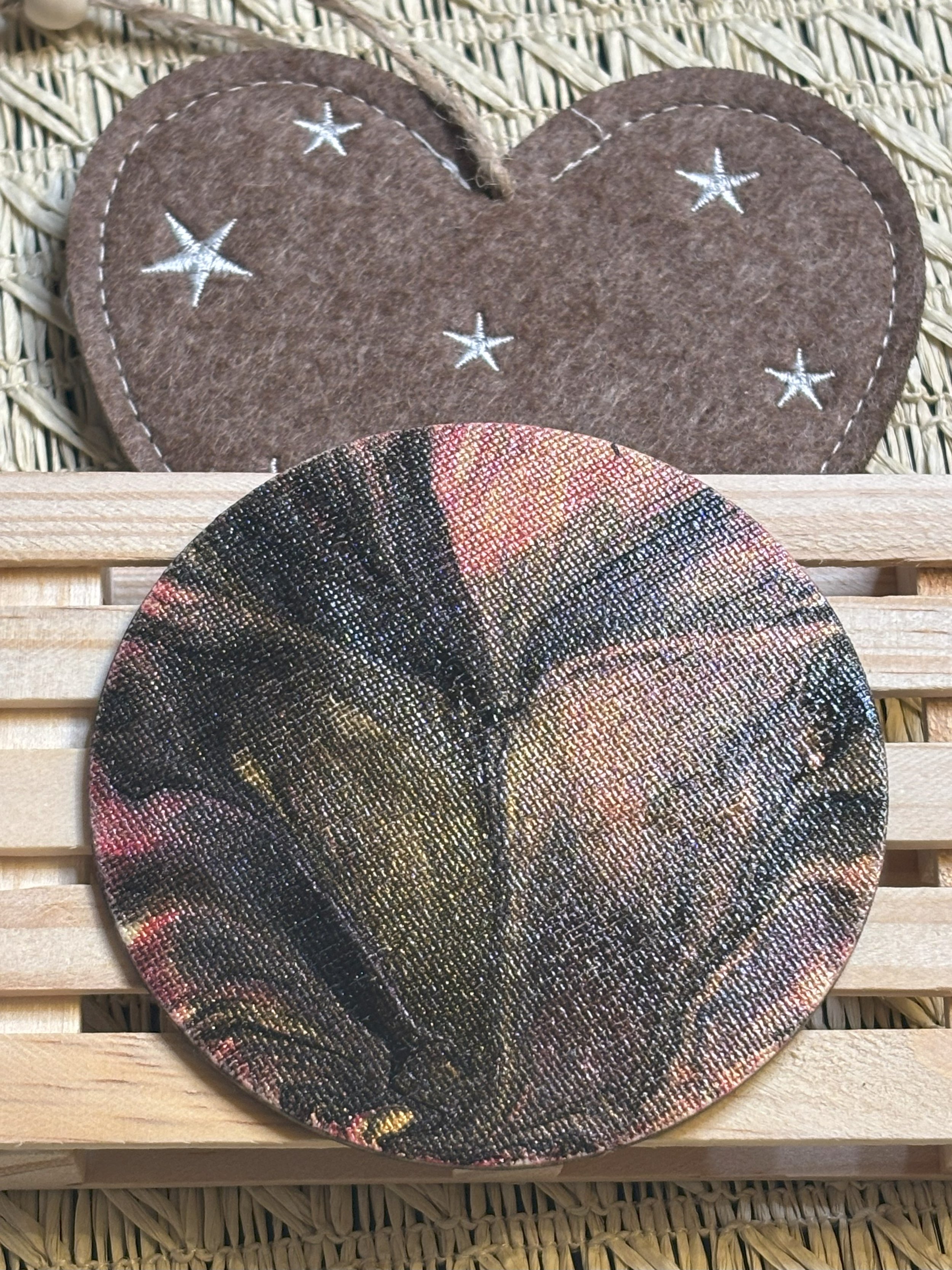 Mini-toile magnétique de forme ronde "Floraison Douce"