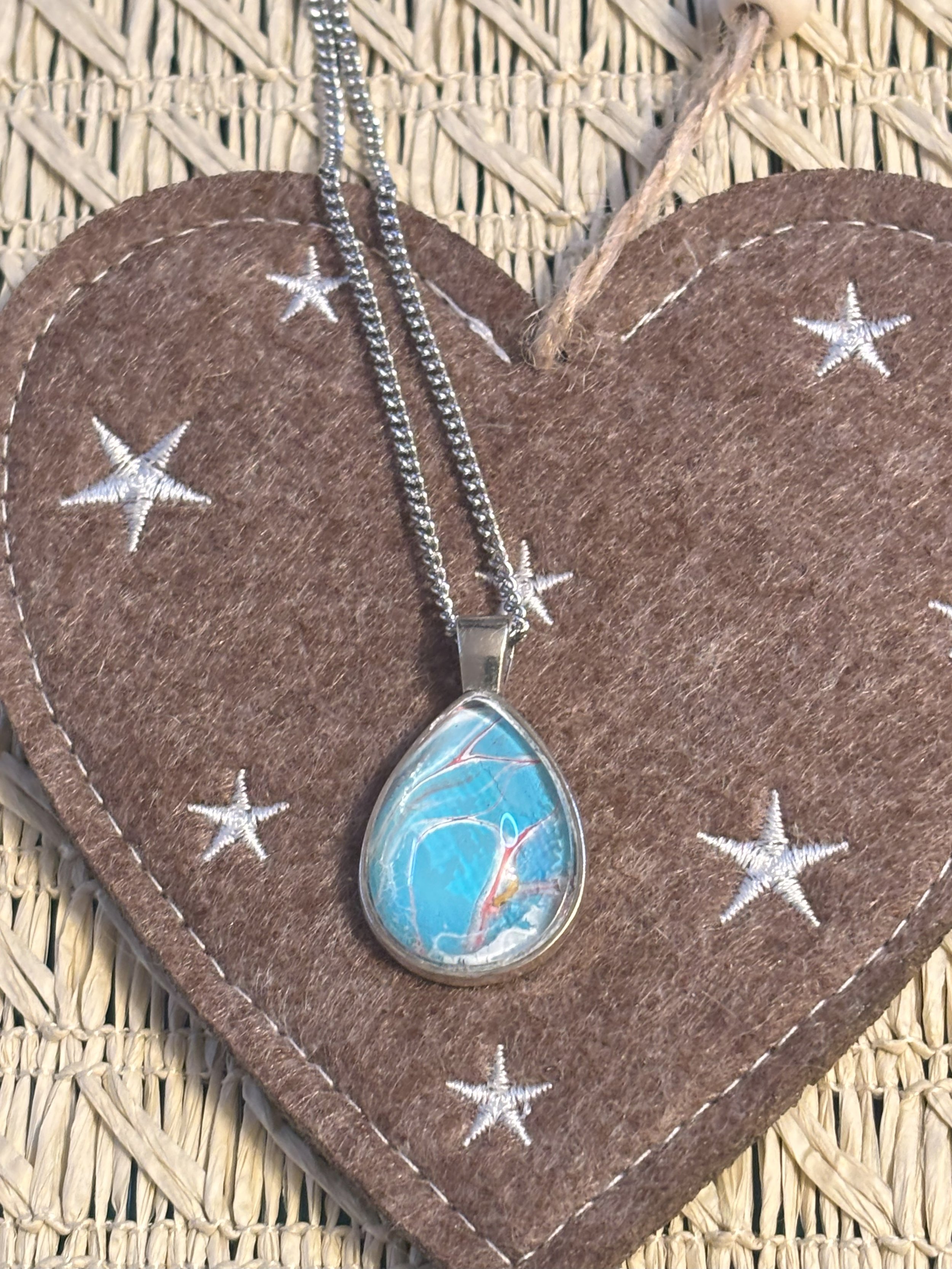 Collier Goutte bleu et sang n°28
