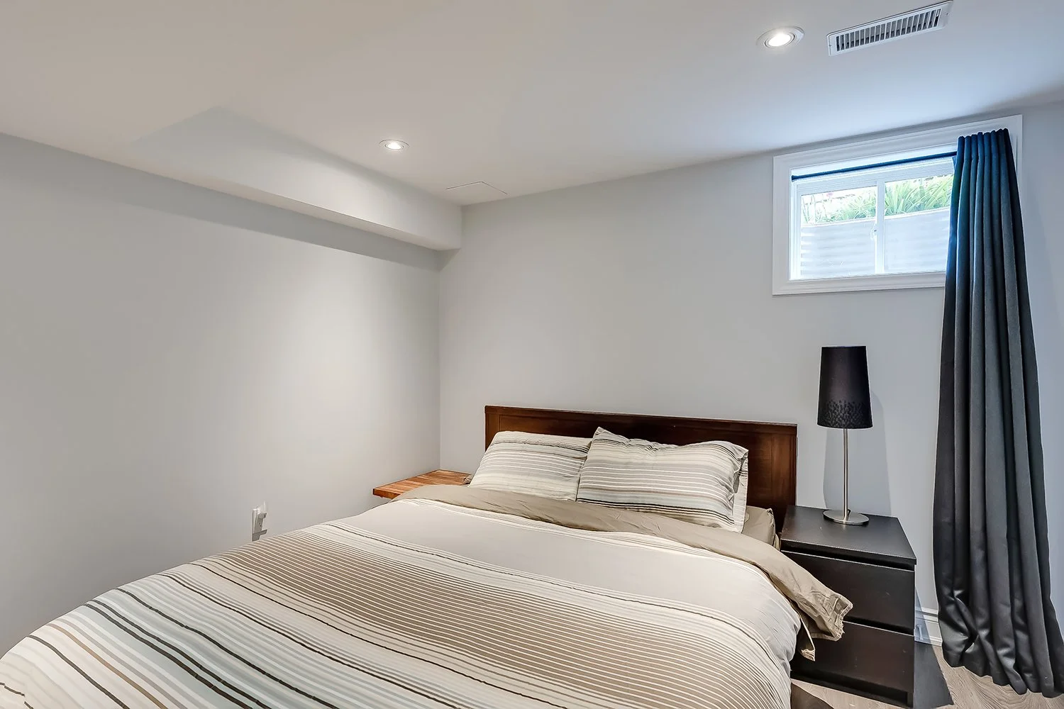 80 Forest Ridge Ave 065.jpg