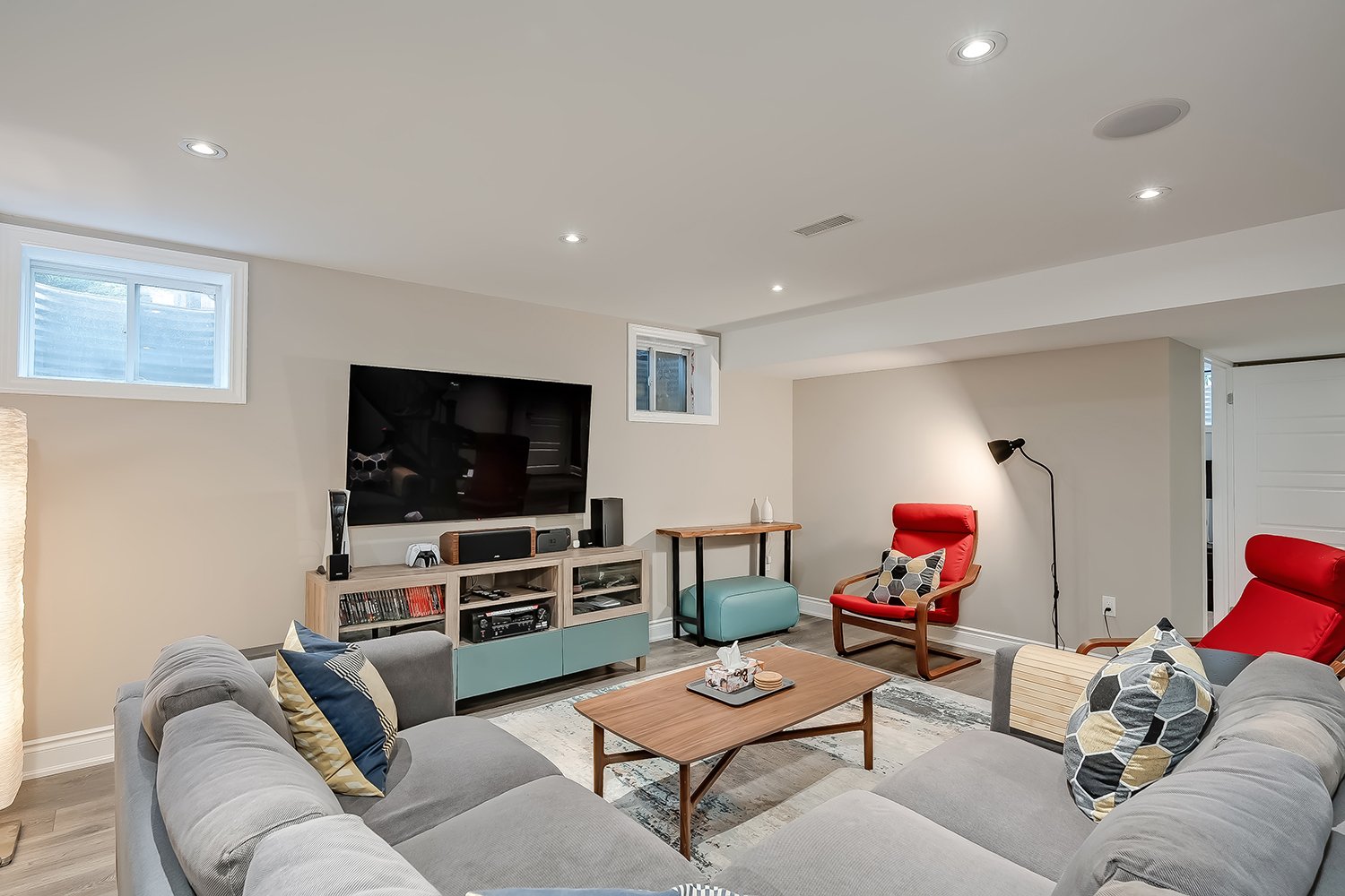 80 Forest Ridge Ave 062.jpg