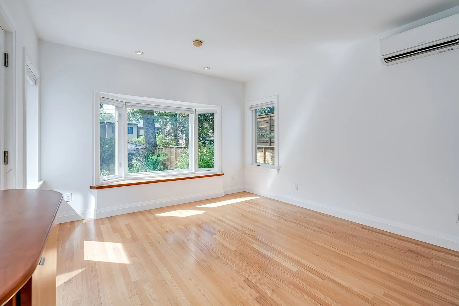 63 Belcourt Rd 034.jpg