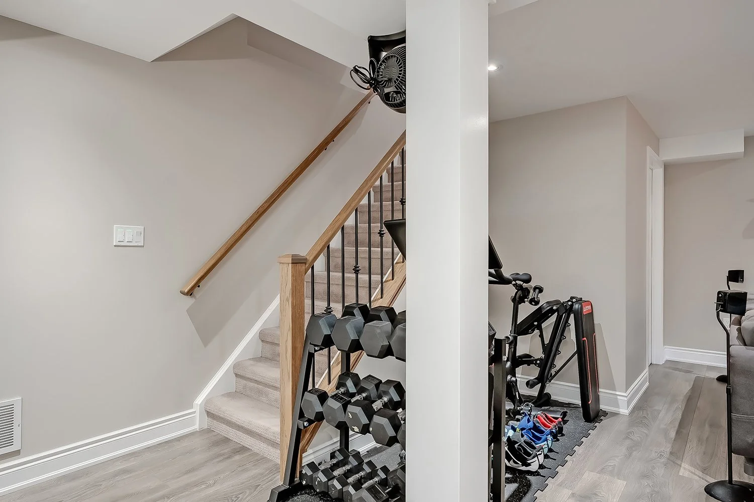 80 Forest Ridge Ave 058.jpg