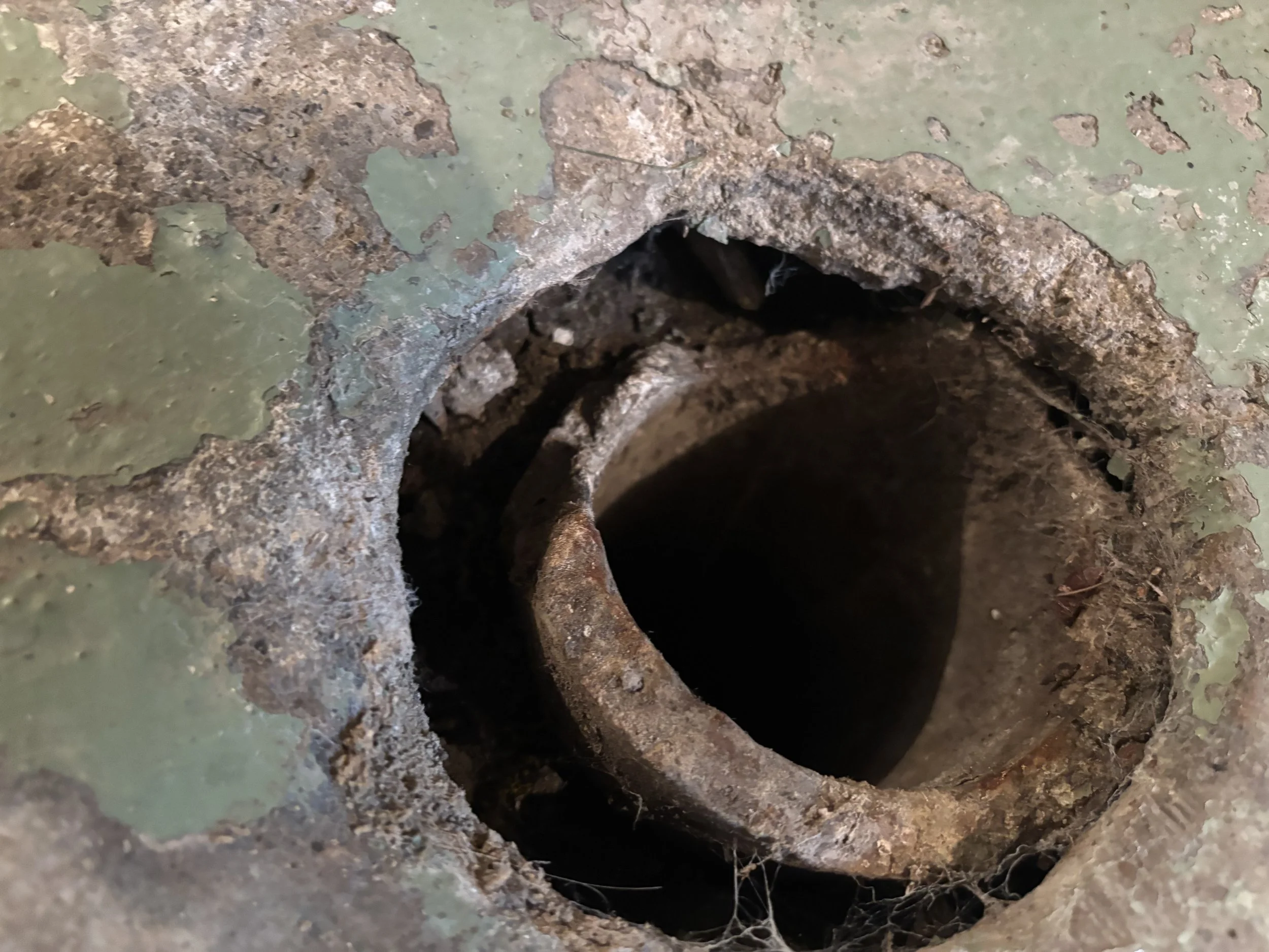 Clay Sewer Pipes in Toronto Homes: What Buyers Should Know