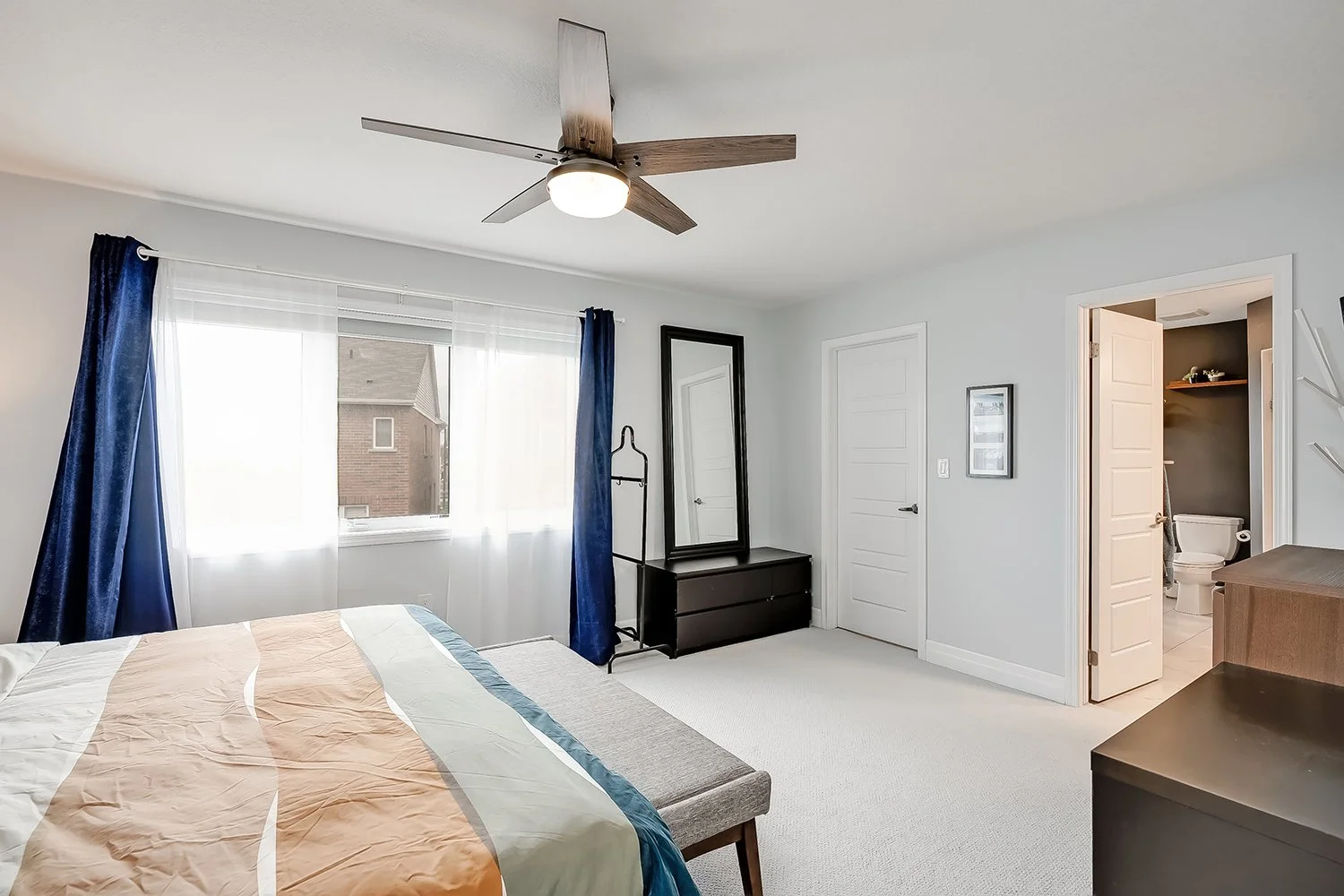 80 Forest Ridge Ave 042.jpg