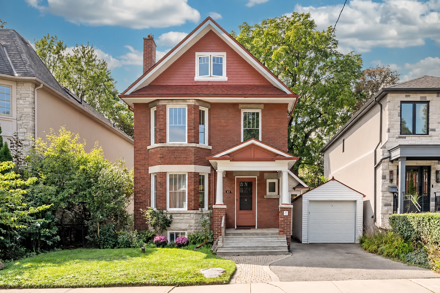 1 32 Belcourt Rd 001.jpg