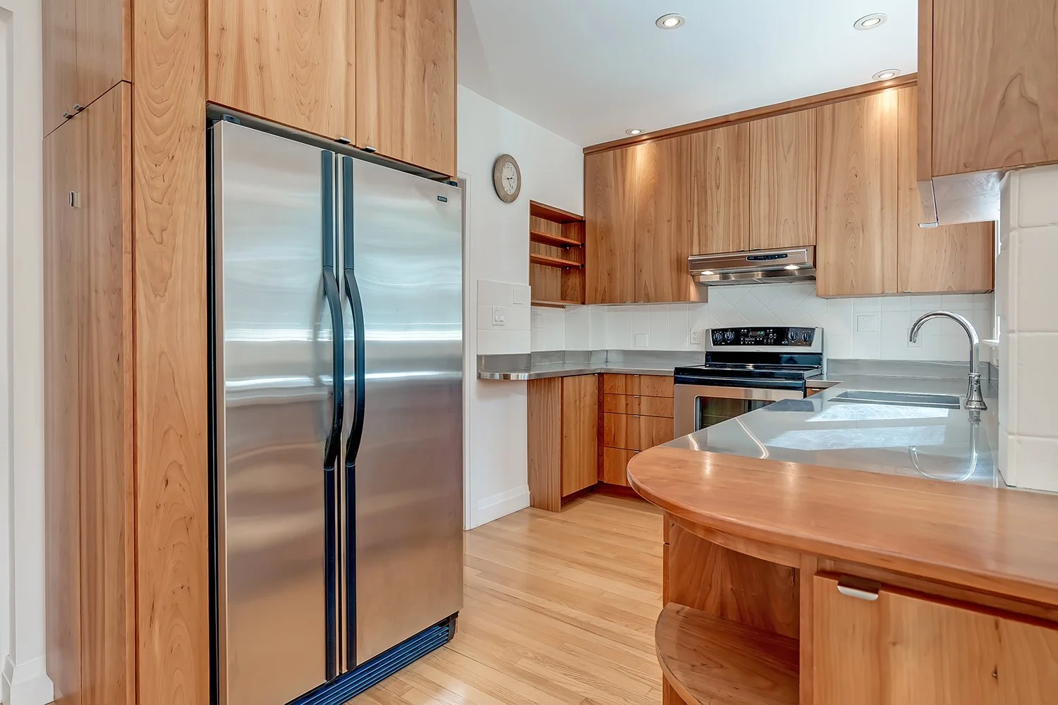 53 Belcourt Rd 031.jpg