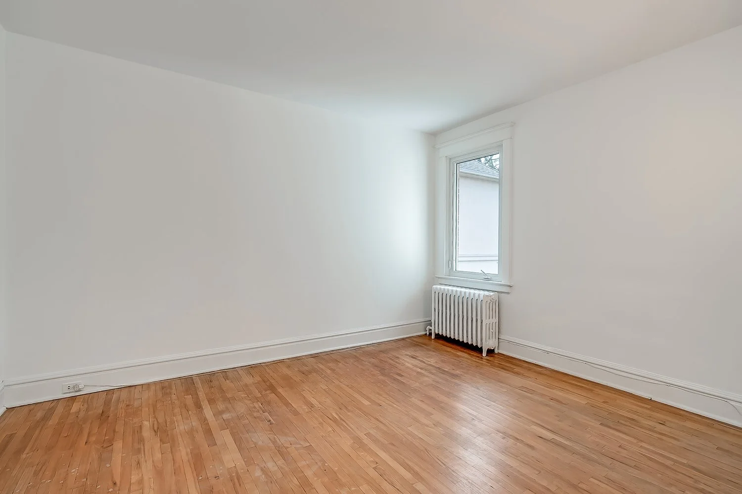 77 Belcourt Rd 044.jpg