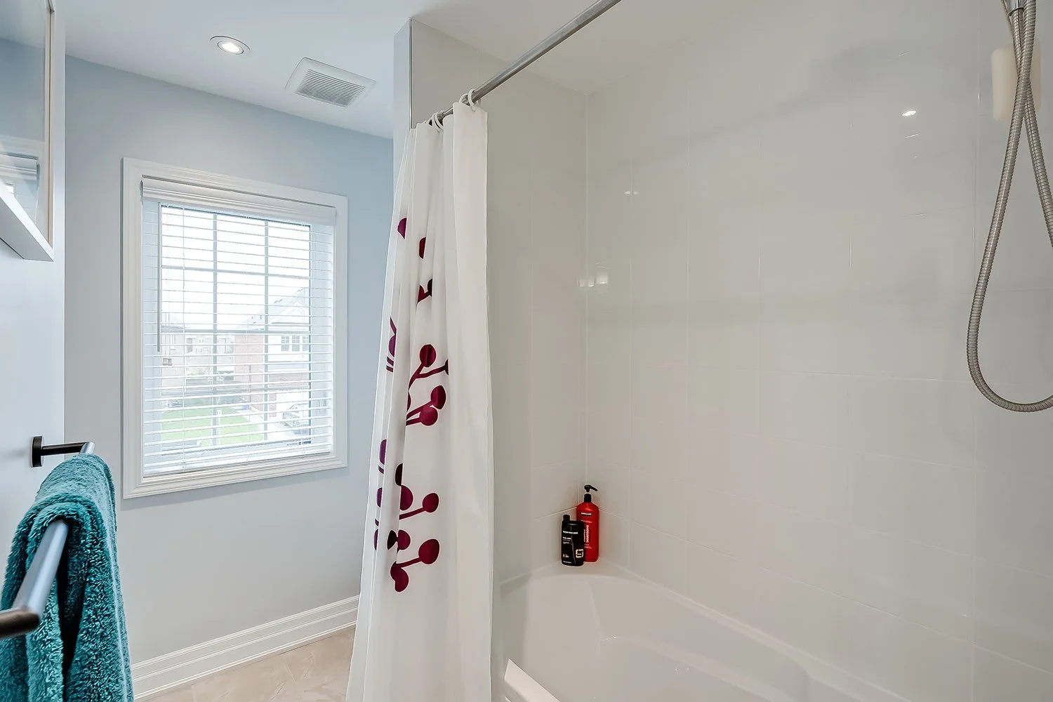80 Forest Ridge Ave 055.jpg
