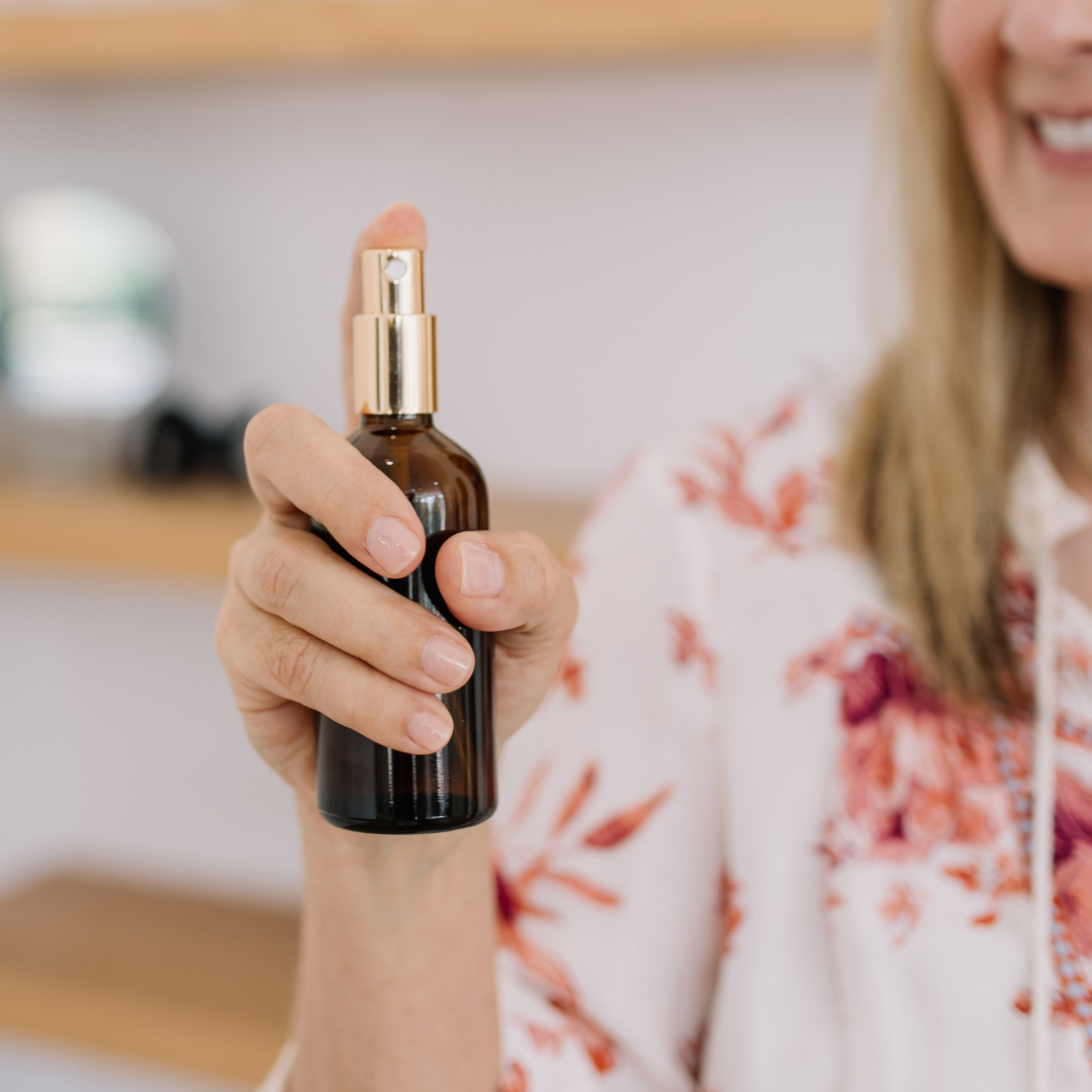 The Art of Clean Aromatherapy: Natural Scents for Home and Wellbeing