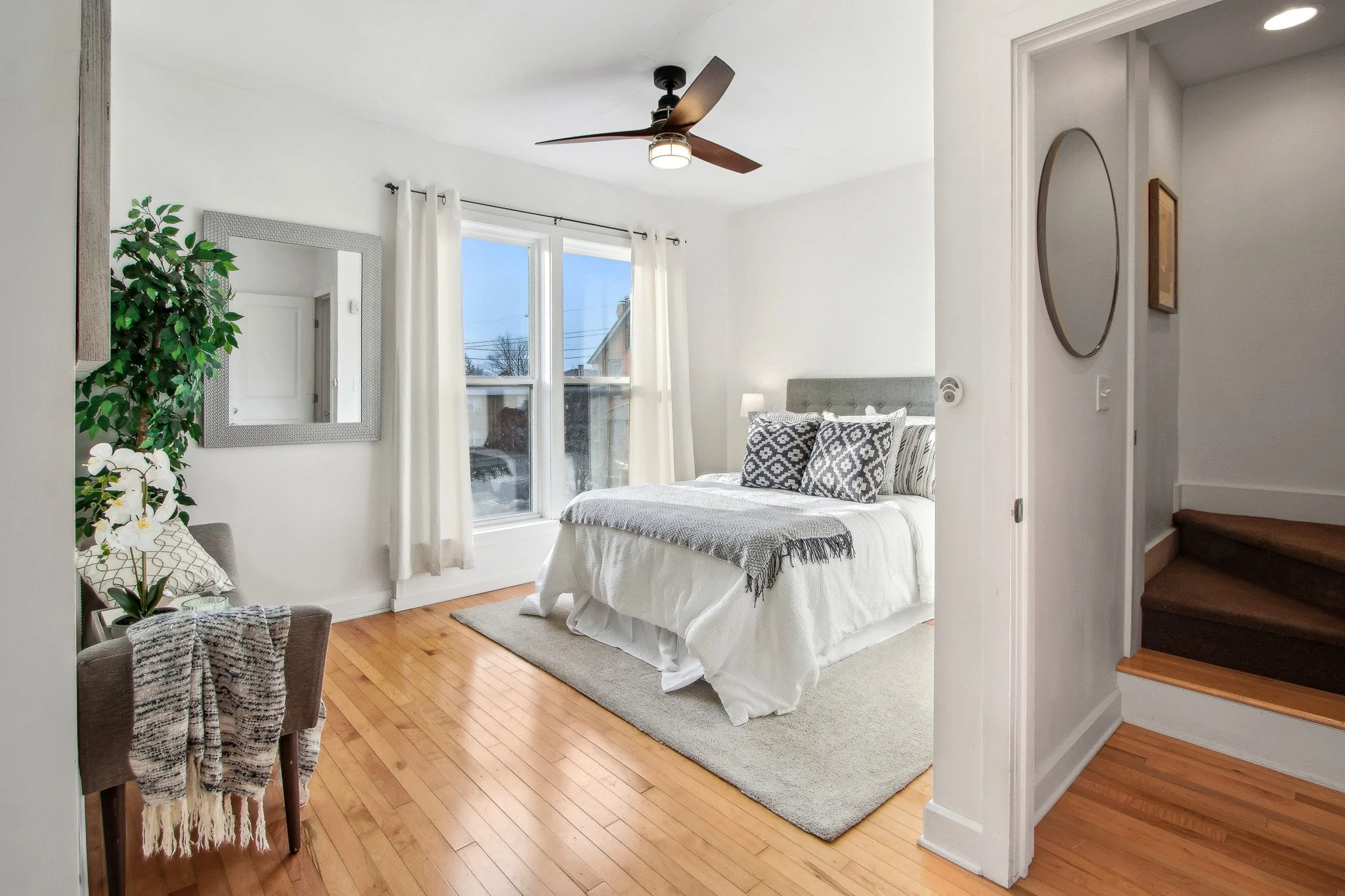 Bedroom Angle 1-4_1.jpg
