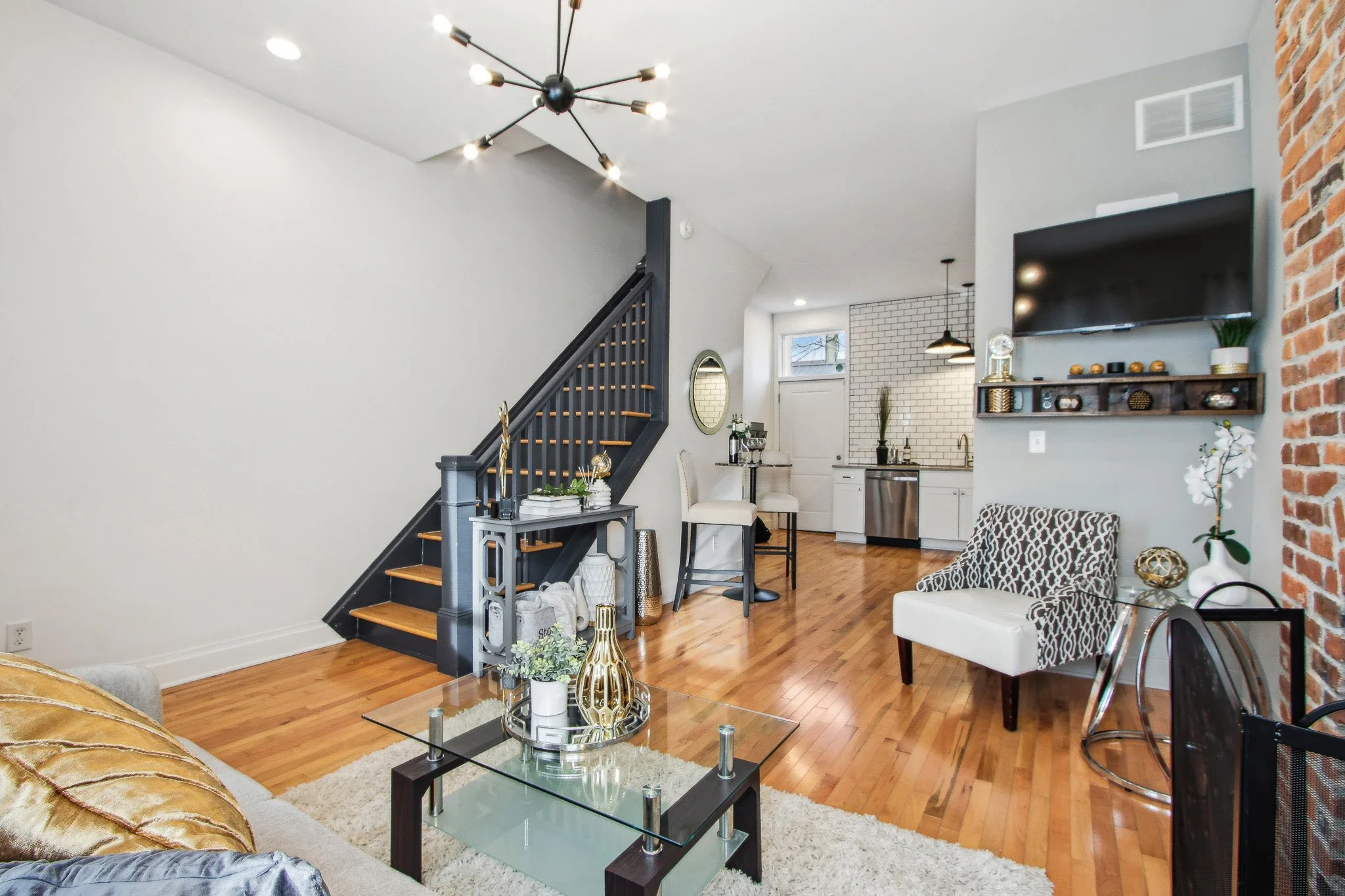 Living Room Angle 4-4_1.jpg