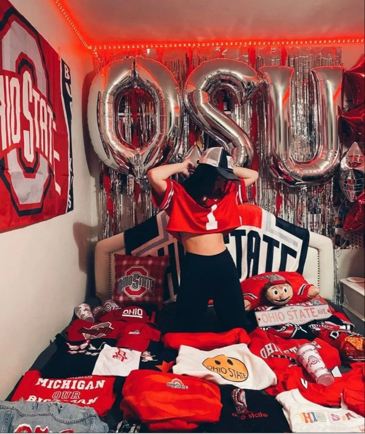 Have you heard of College-Decision Bed Decorating Parties?