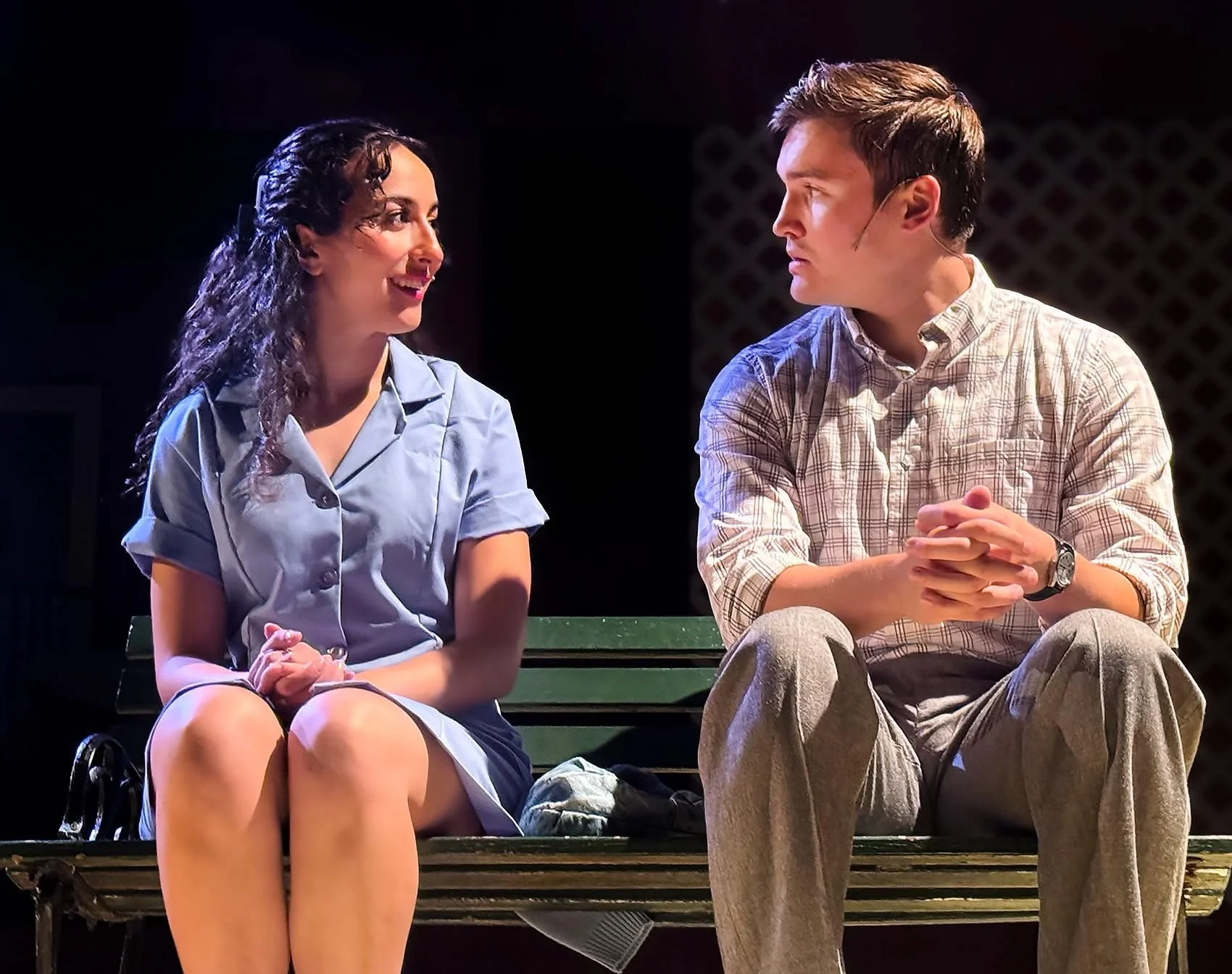 Waitress (Jenna Hunterson)