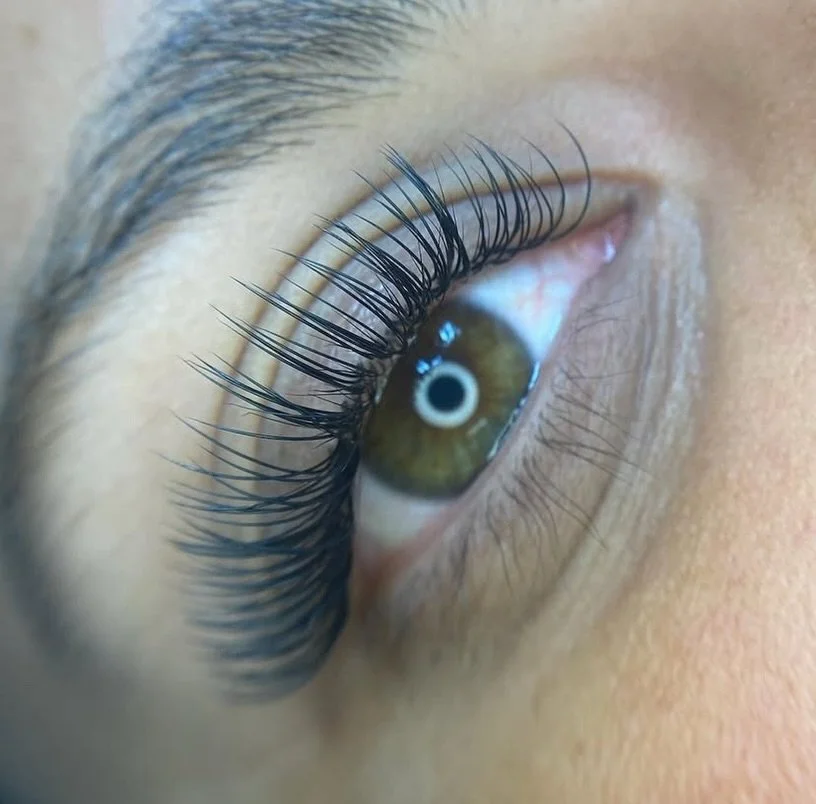 For the Classy Ladies ✨ $99 Classic Sets for a limited time. Pre book today 🫶

Lashes by Britney 💕

#njlashes #njlashextensions #njlashartist #njsalon #nj