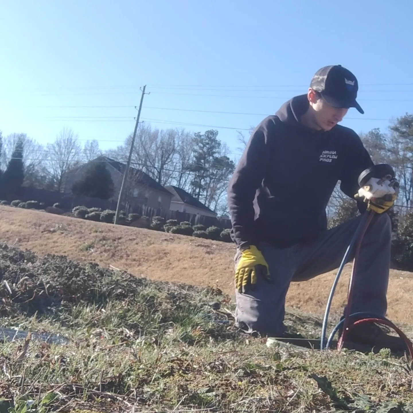Protecting your water supply 💧
Caught in action testing a device earlier this week. Another one passed and compliant! ✅
#BackflowTesting  #SafeWater  #Plumbing  #northgeorgia #GwinnettCounty