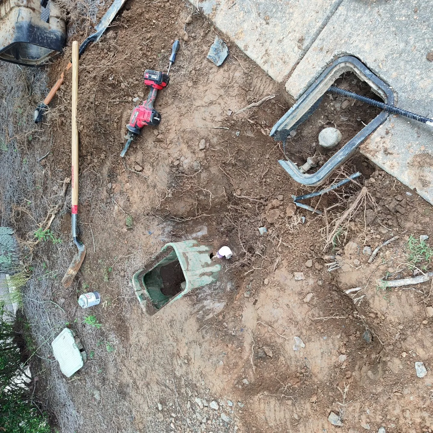 Why we never skip the details at Georgia Backflow Pros. 🛠️💧

We just wrapped up this RPZ (Reduced Pressure Zone) installation, and we wanted to show you what a "pro" setup actually looks like.

Notice two things:
1️⃣ The Strainer: This is