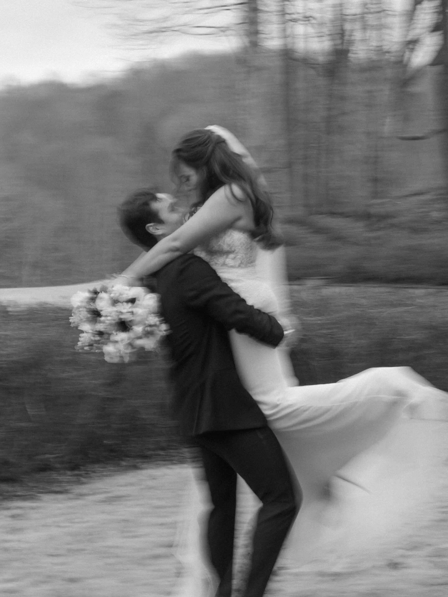 Love in motion. 🤍

Vendor Spotlight
Photographer: @breanalynnphotography 
Bridal Beauty: @brushworx
Venue: @thegreystoneestate 

&mdash;
💙: Brushworx: Hair &amp; Makeup
👰🏻: Weddings | Engagements | Events
💻: www.brushworx.net
🌟: Book your compl