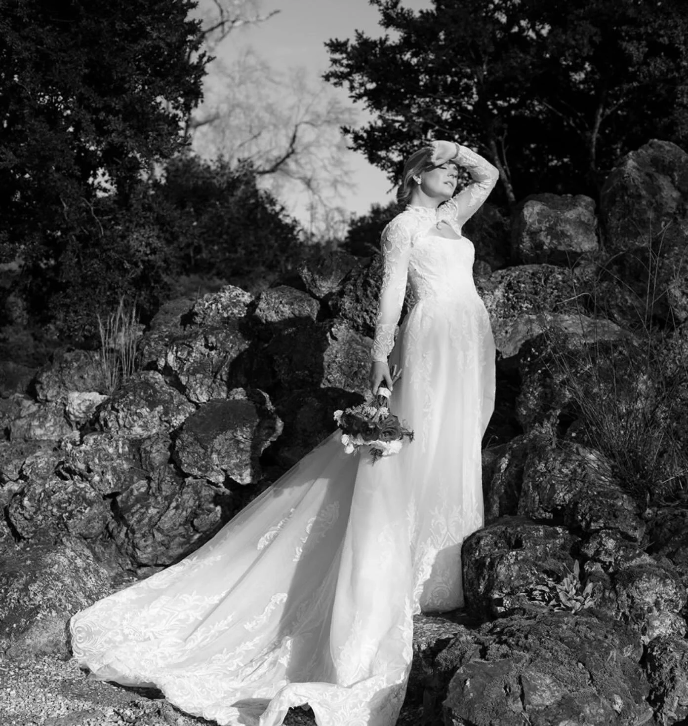 A romantic moment captured in quiet elegance. 

Vendor Spotlight:
Photography: @rachelpourchierphoto
Bridal Beauty: @brushworx
Event Planner: @evermorewed
Venue: @barnsleyresort

💙: Brushworx: Hair &amp; Makeup
👰&zwj;♀️: Weddings | Engagements | Ev