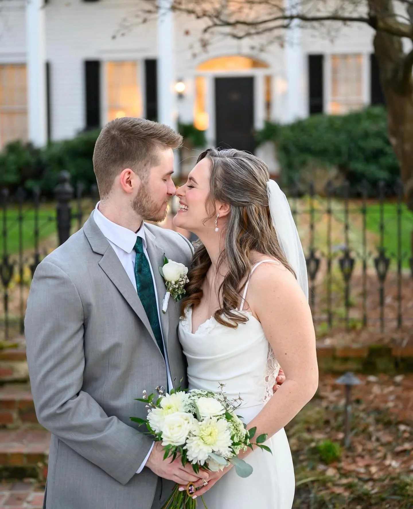 Giddy smiles and forever beginnings!

Vendor Spotlight:
Photography: @shannablackburn_photo
Bridal Beauty: @brushworx
Venue: @flinthill.wedgewoodweddings
Event Planner: @marea.events

💙: Brushworx: Hair &amp; Makeup
👰🏼&zwj;♀️: Weddings | Engagemen
