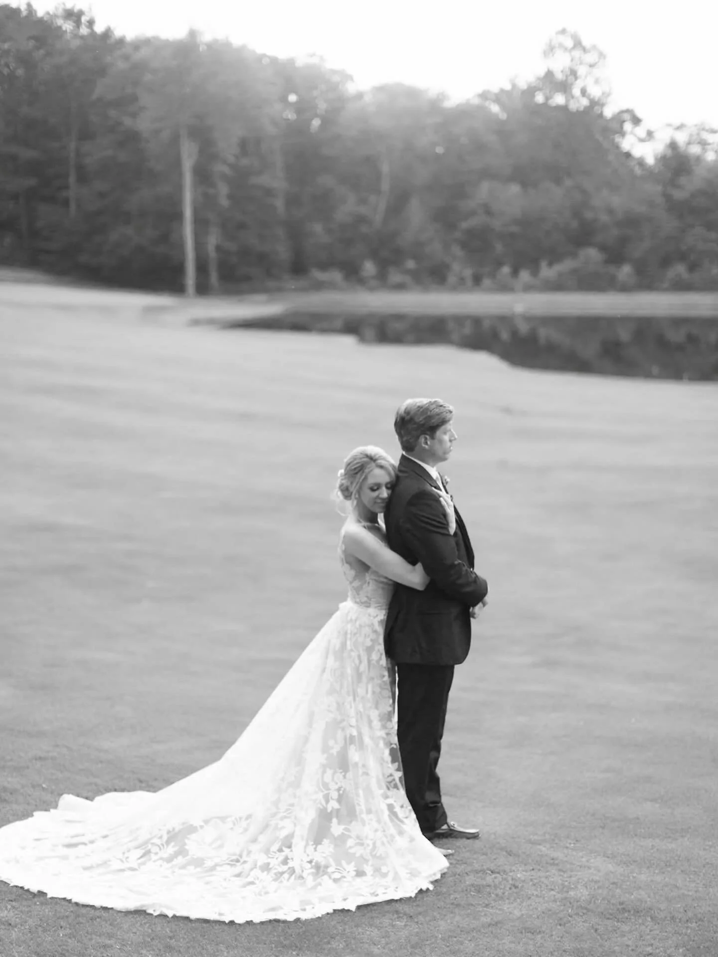 Taking in the beginning to forever.

Vendor Spotlight:
Photography: @gabriellevonheyking 
Bridal Beauty: @brushworx 
Venue: @trilliumlinksandlakeclub 

💙: Brushworx: Hair &amp; Makeup
👰🏼&zwj;♀️: Weddings | Engagements | Events
💻: www.brushworx.ne
